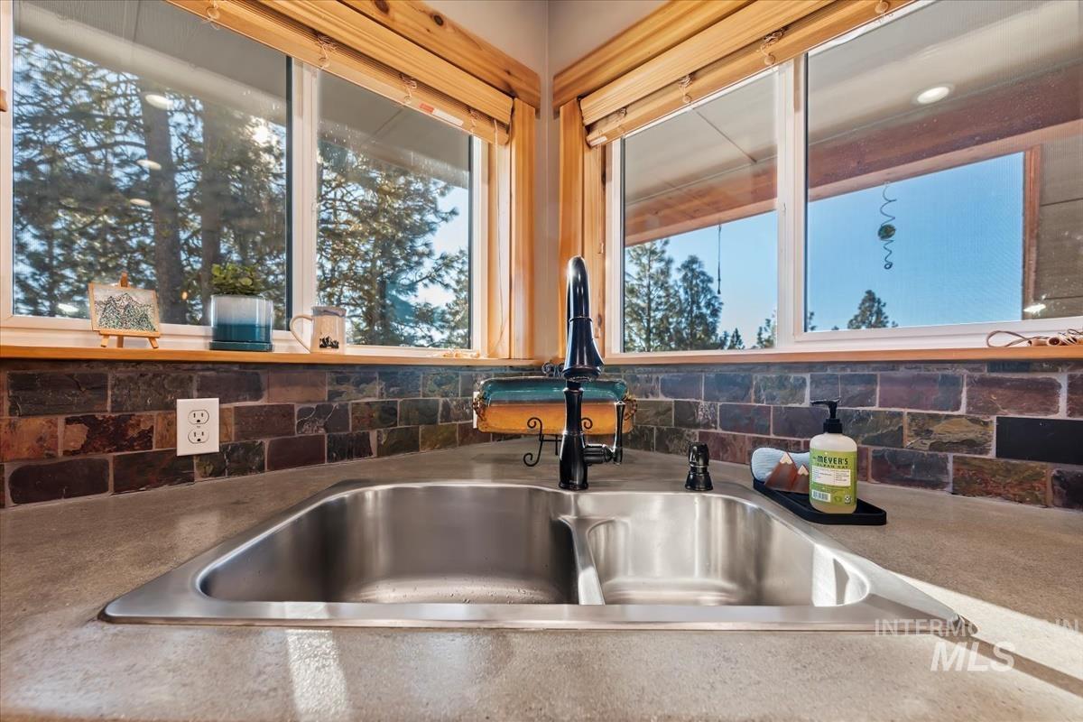54 Joshua Drive, Cascade, Idaho 83611, 3 Bedrooms, 2.5 Bathrooms, Residential For Sale, Price $1,275,000, 98935369