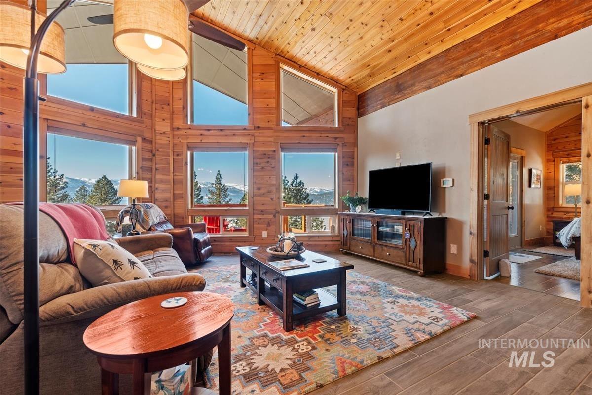 54 Joshua Drive, Cascade, Idaho 83611, 3 Bedrooms, 2.5 Bathrooms, Residential For Sale, Price $1,275,000, 98935369
