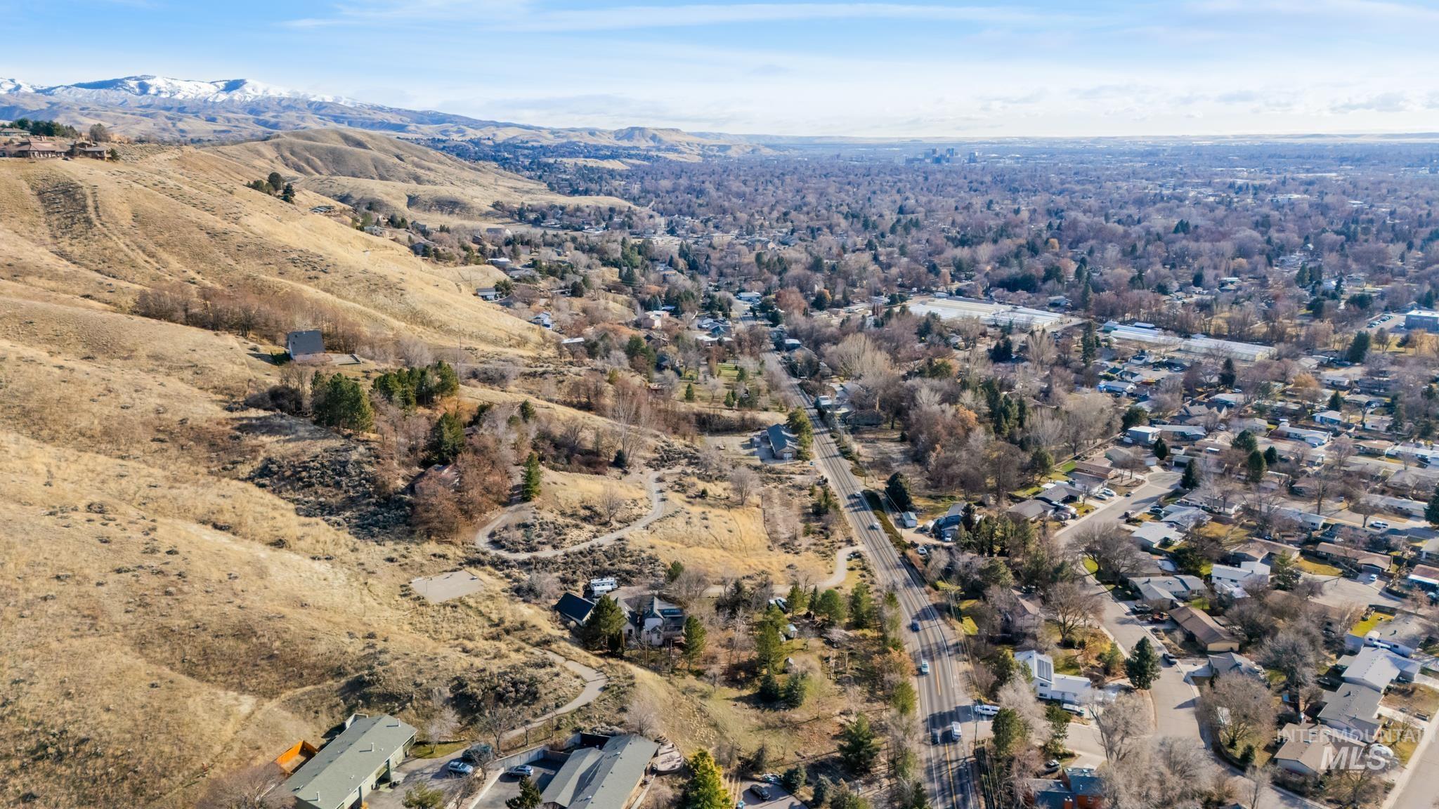 4380 W Hill Rd, Boise, Idaho 83703, 4 Bedrooms, 3 Bathrooms, Residential For Sale, Price $989,000,MLS 98935582