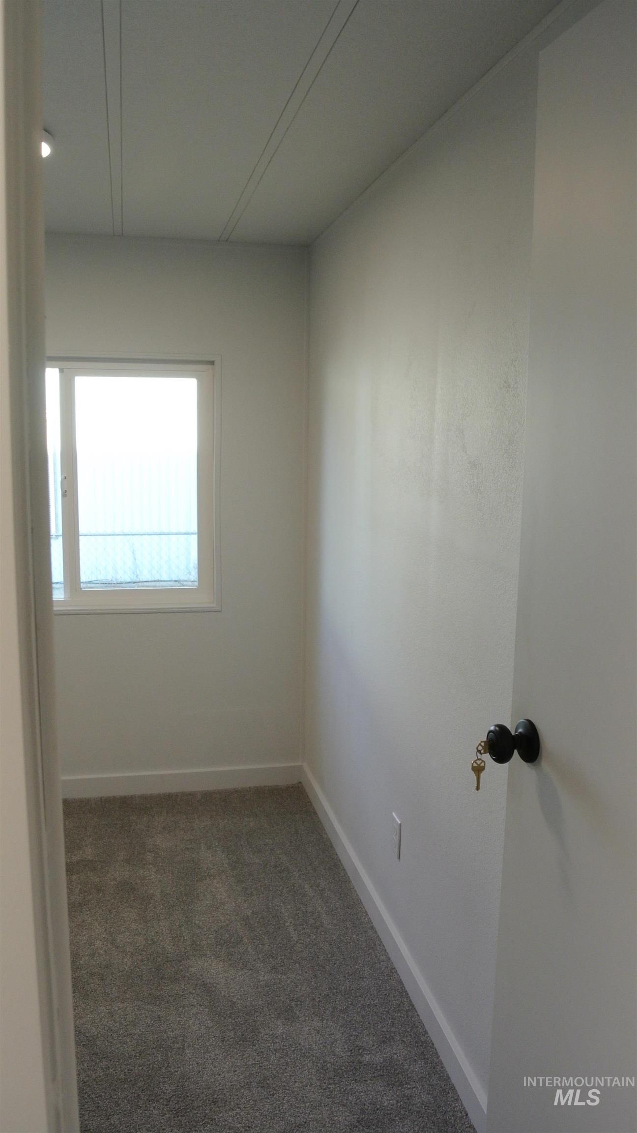309 E 39th Street, Garden City, Idaho 83714, 2 Bedrooms, 1 Bathroom, Residential For Sale, Price $130,000,MLS 98935584