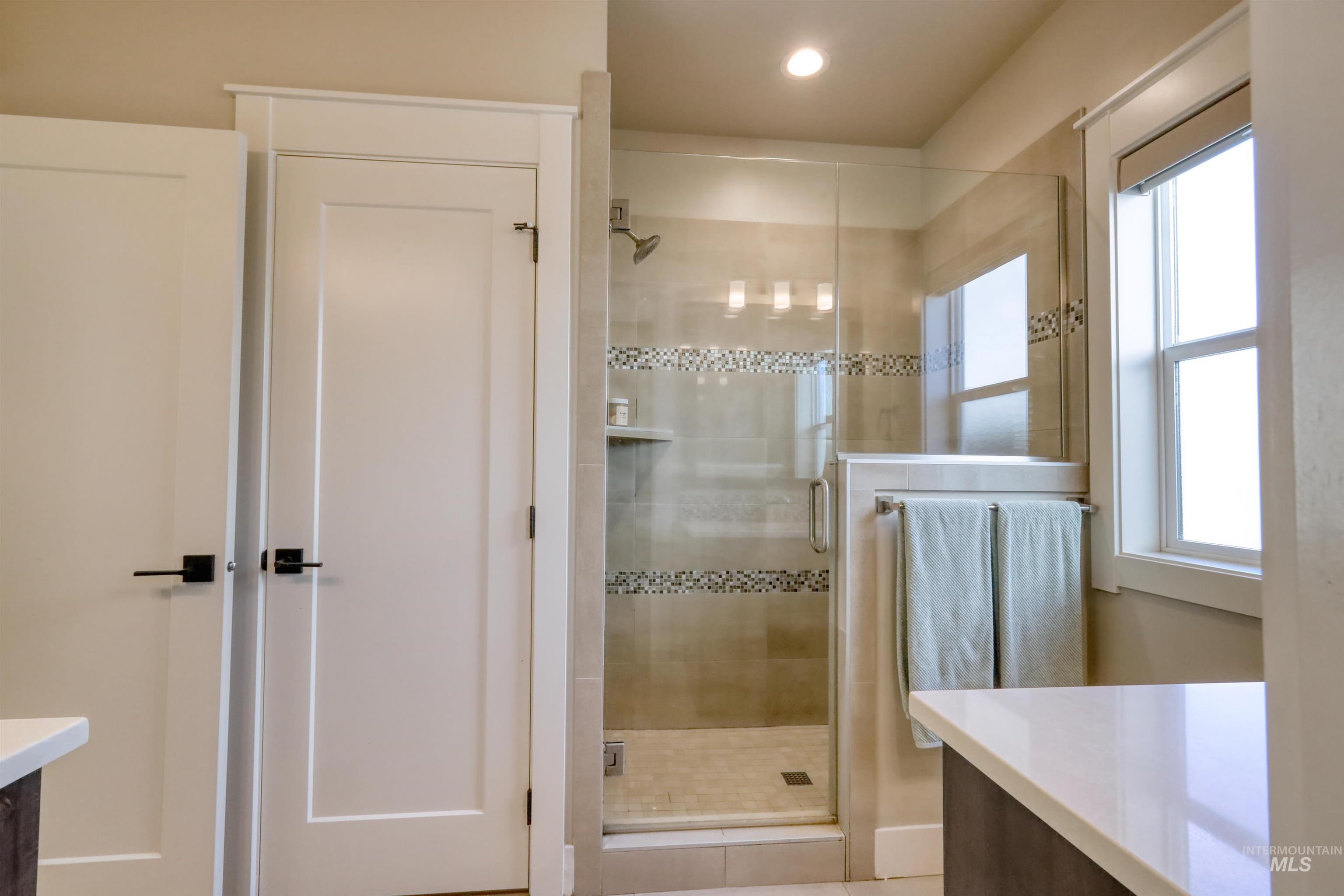 3359 E Gisborne St, Meridian, Idaho 83642, 3 Bedrooms, 2 Bathrooms, Residential For Sale, Price $535,000,MLS 98935585