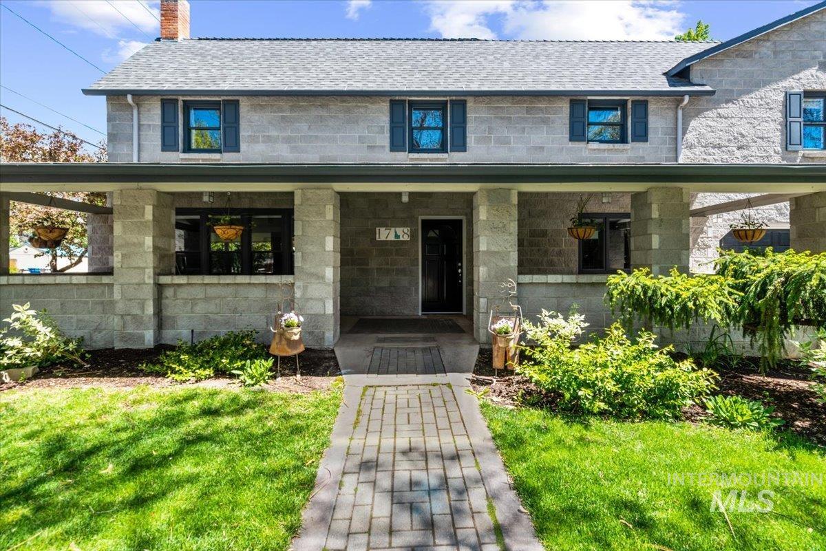 1718 N 12th St, Boise, Idaho 83702, 5 Bedrooms, 5.5 Bathrooms, Residential For Sale, Price $1,599,000,MLS 98935588