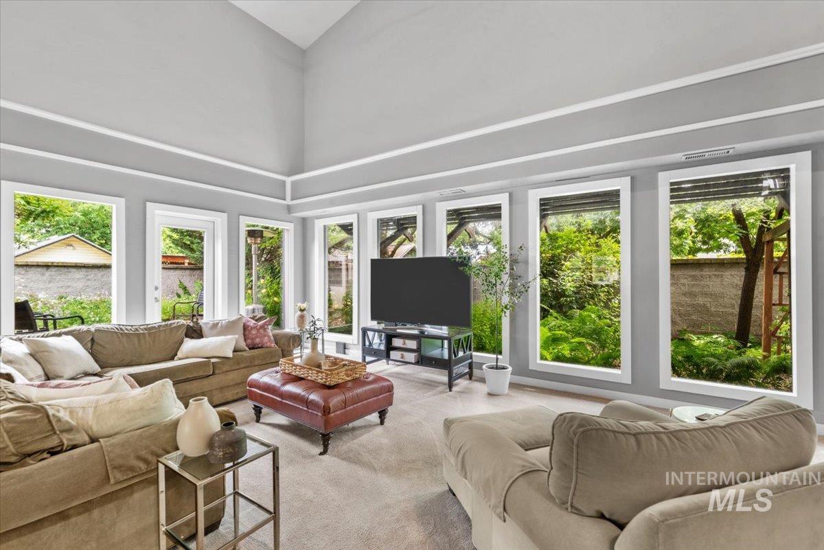 1718 N 12th St, Boise, Idaho 83702, 5 Bedrooms, 5.5 Bathrooms, Residential For Sale, Price $1,599,000,MLS 98935588