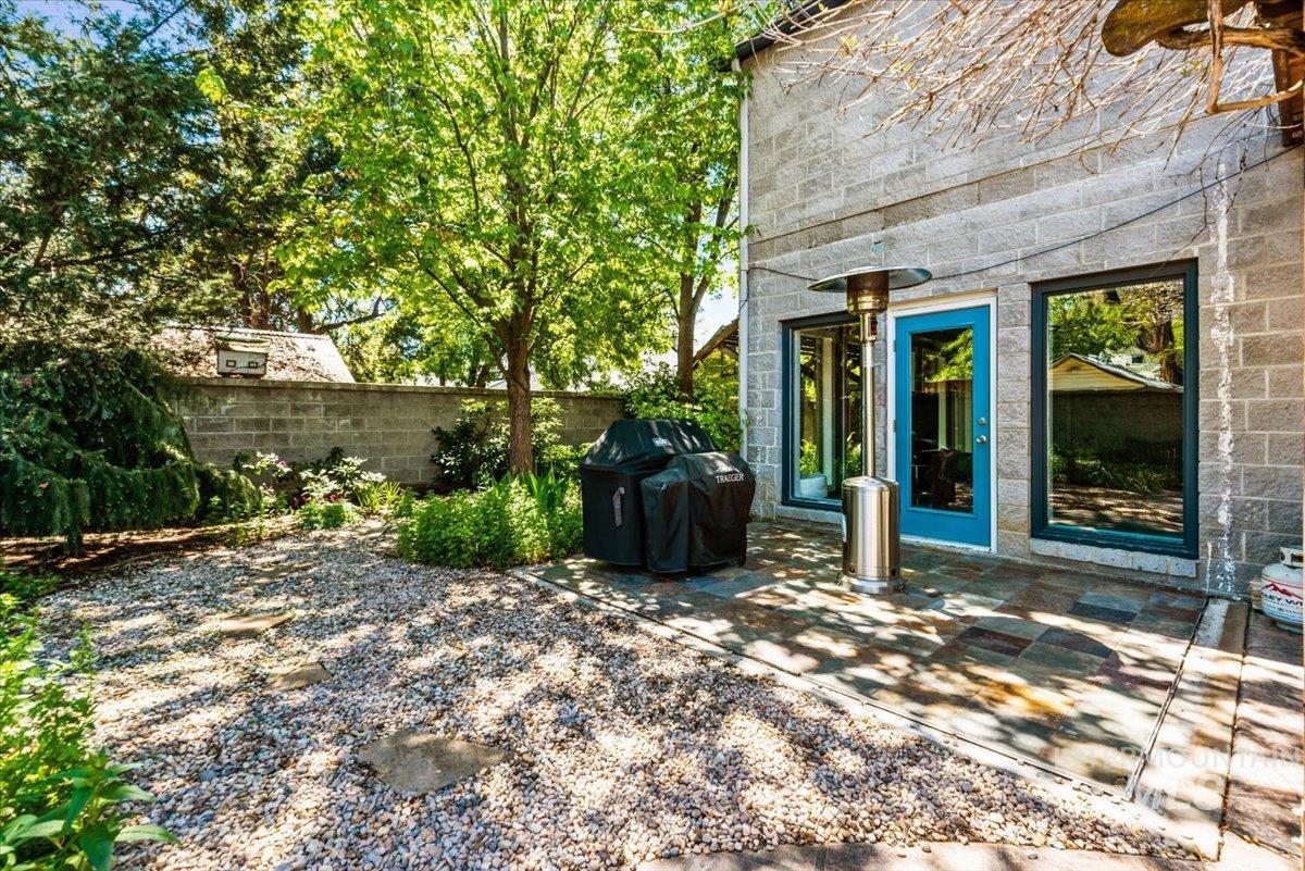 1718 N 12th St, Boise, Idaho 83702, 5 Bedrooms, 5.5 Bathrooms, Residential For Sale, Price $1,599,000,MLS 98935588