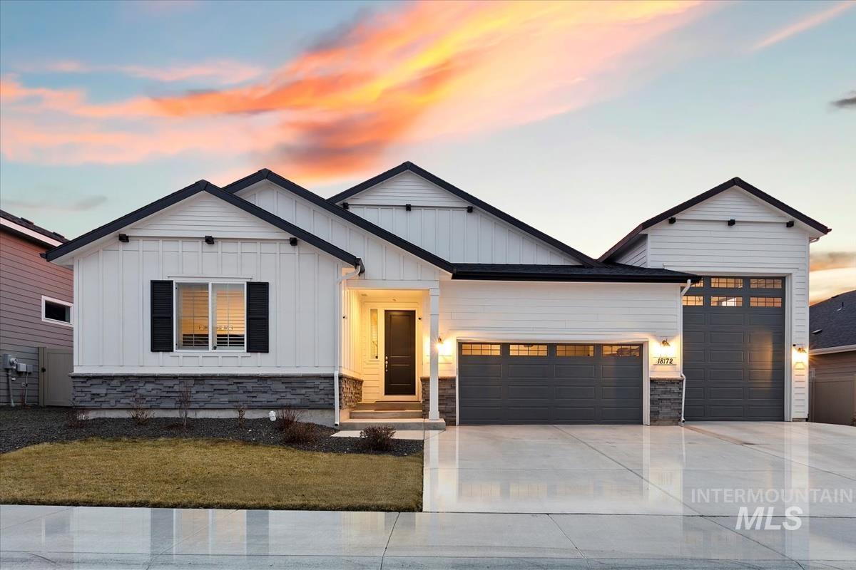18172 N Begonia Way, Nampa, Idaho 83687, 4 Bedrooms, 2.5 Bathrooms, Residential For Sale, Price $684,900,MLS 98935607