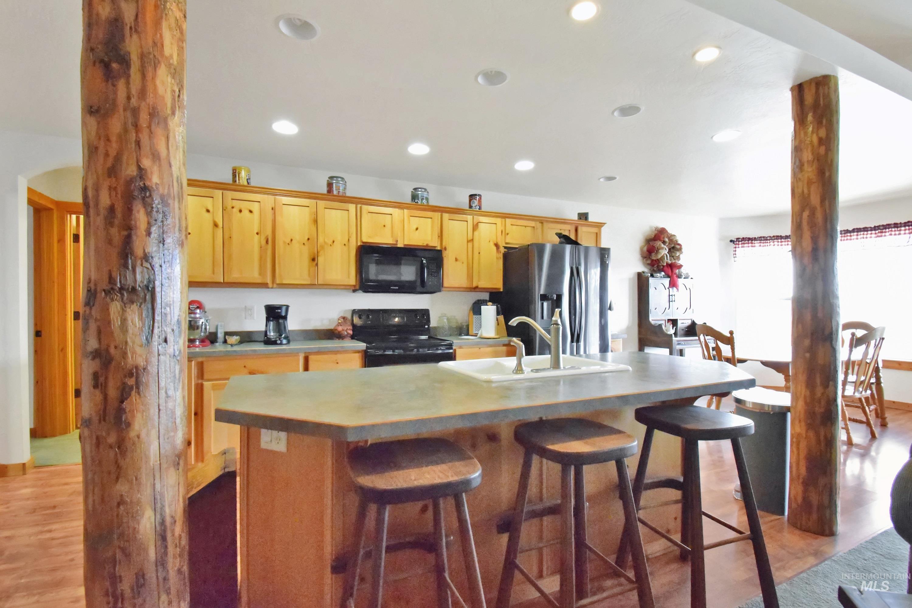 3059 N 3422 E, Kimberly, Idaho 83341-0000, 3 Bedrooms, 2 Bathrooms, Residential For Sale, Price $639,000, 98935618