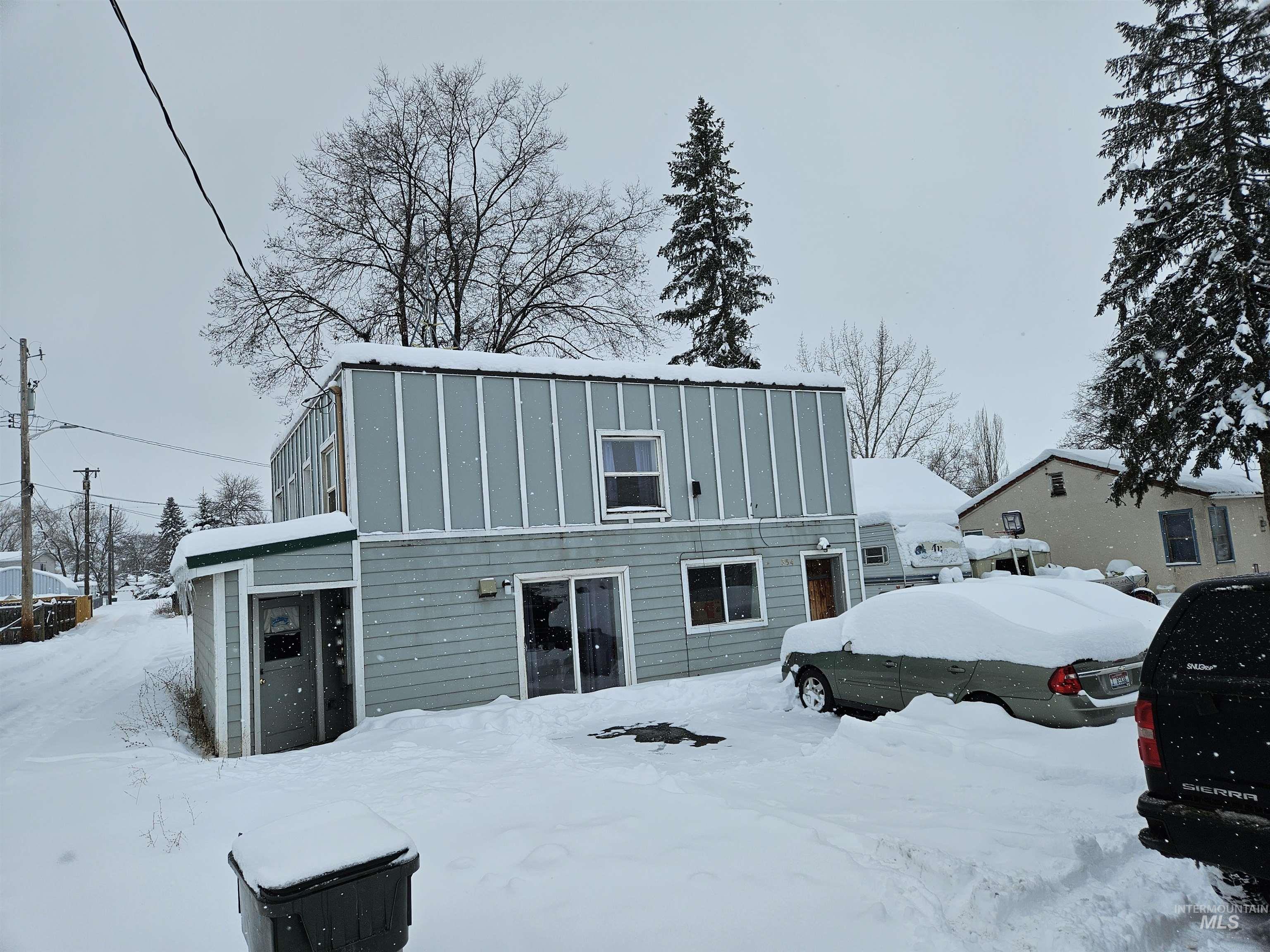 354 Hill Street, Grangeville, Idaho 83530, 2 Bedrooms, 1 Bathroom, Residential Income For Sale, Price $225,000, 98935651