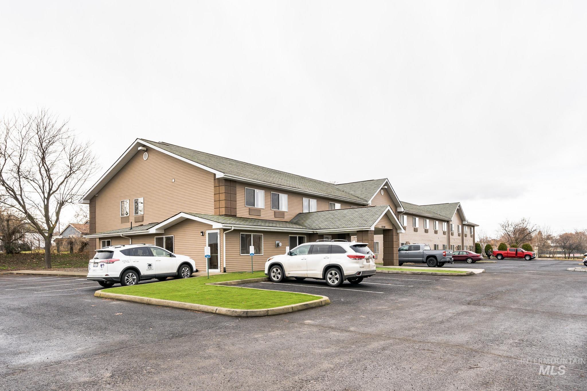 2128 8th Ave, Lewiston, Idaho 83501, 52 Rooms, Business/Commercial For Sale, Price $6,700,000, 98935669