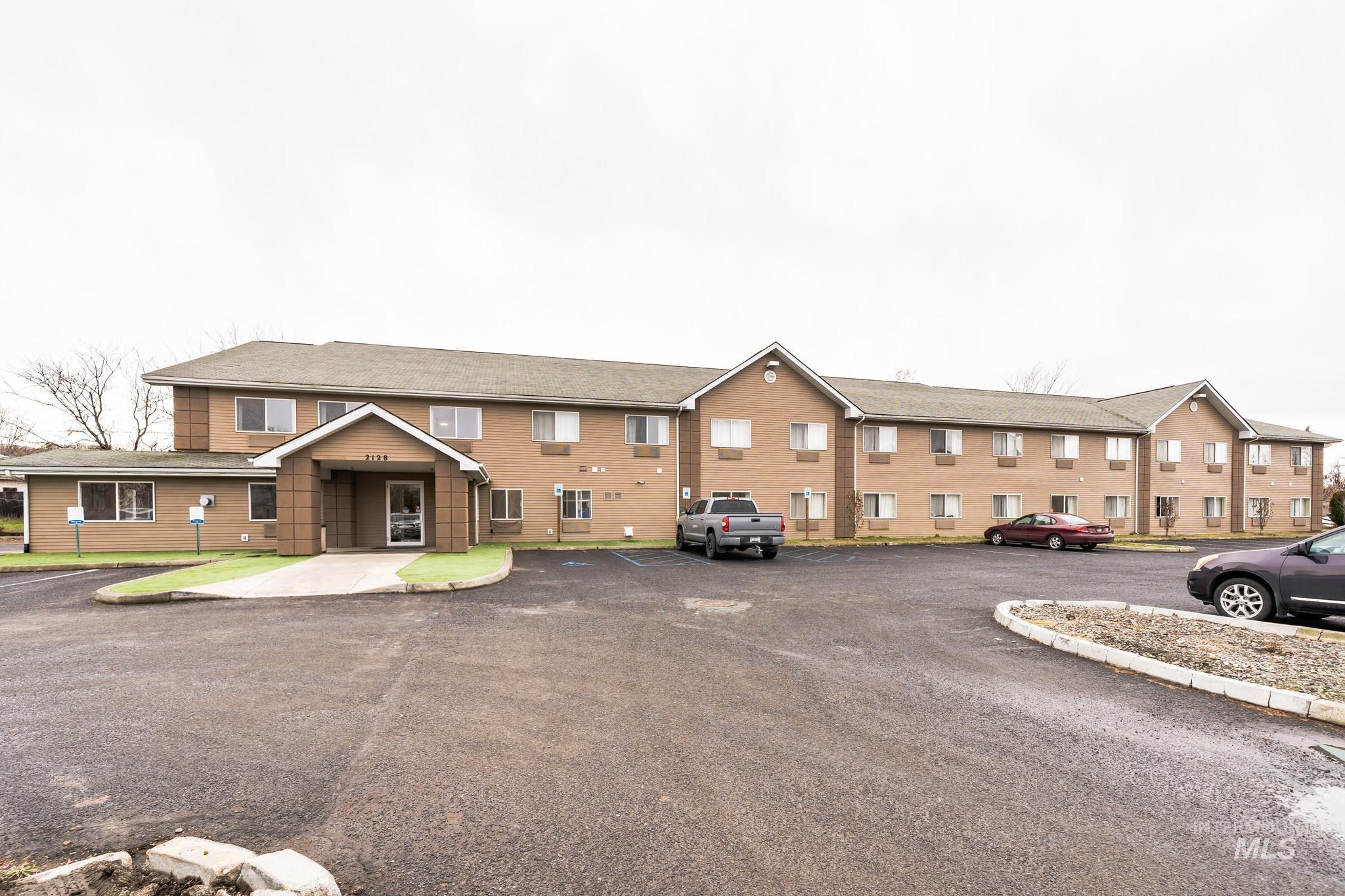 2128 8th Ave, Lewiston, Idaho 83501, 52 Rooms, Business/Commercial For Sale, Price $6,700,000, 98935669
