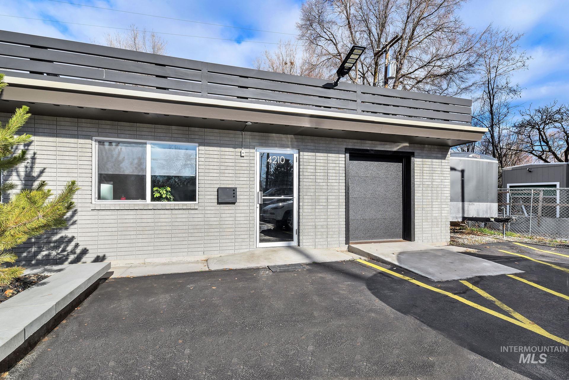 4210 W Emerald, Boise, Idaho 83706, Business/Commercial For Sale, Price $1,150,000, 98935703