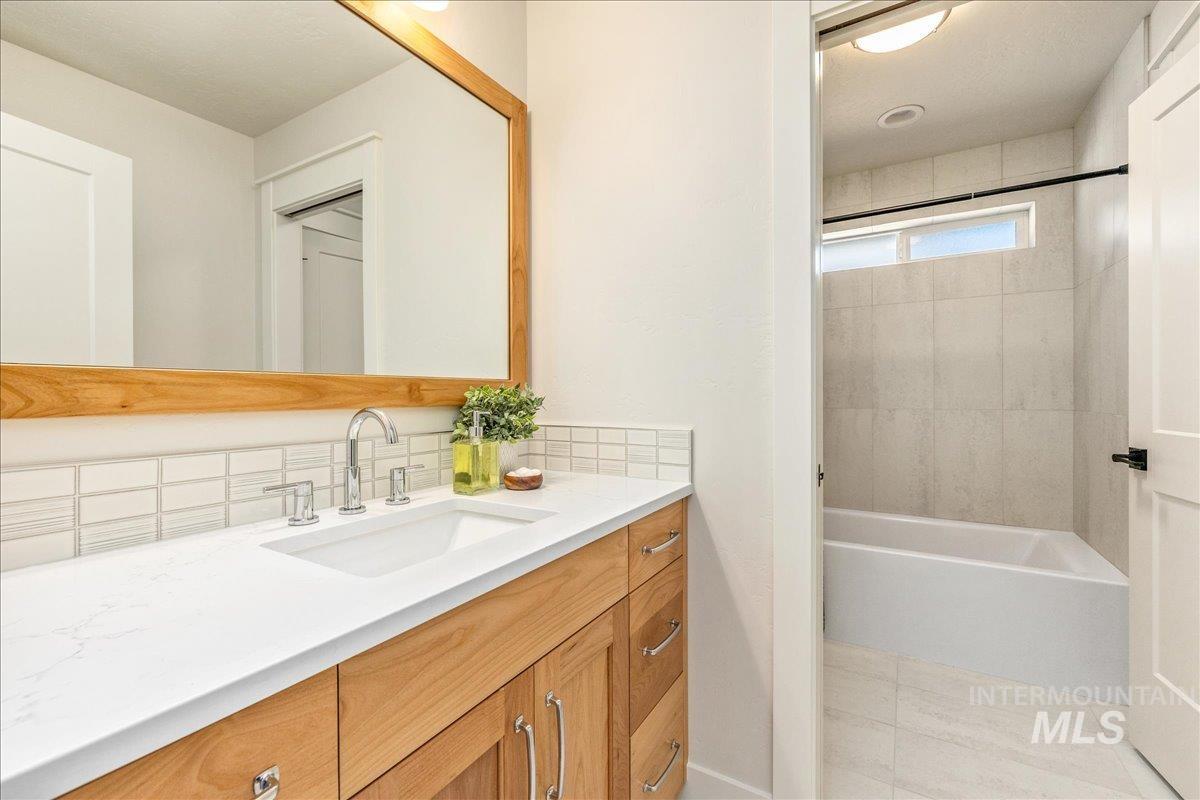 TBD Commerce Comet, Caldwell, Idaho 83607, 5 Bedrooms, 3.5 Bathrooms, Residential For Sale, Price $1,275,000, 98935784