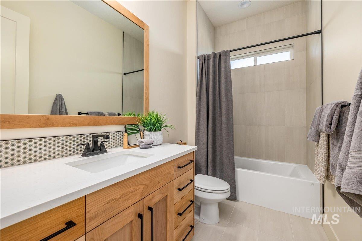 TBD Iron Horse Dr., Caldwell, Idaho 83607, 3 Bedrooms, 3.5 Bathrooms, Residential For Sale, Price $1,155,000, 98935787