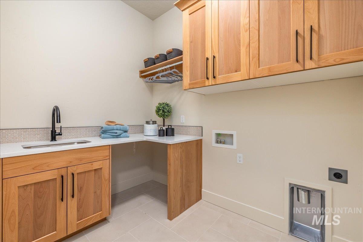 TBD Iron Horse Dr., Caldwell, Idaho 83607, 3 Bedrooms, 3.5 Bathrooms, Residential For Sale, Price $1,155,000, 98935787