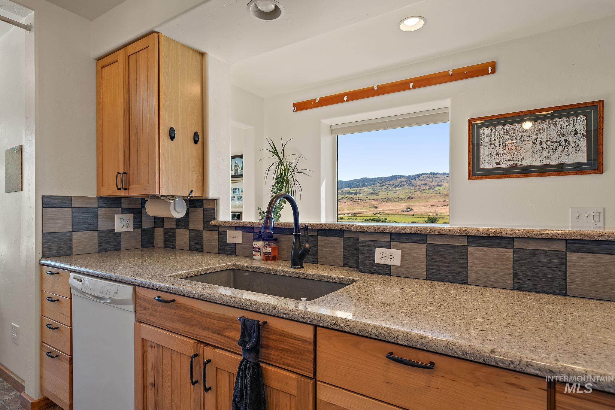 22625 Baldwin Ln, Ola, Idaho 83657, 3 Bedrooms, 2 Bathrooms, Residential For Sale, Price $975,000, 98935856