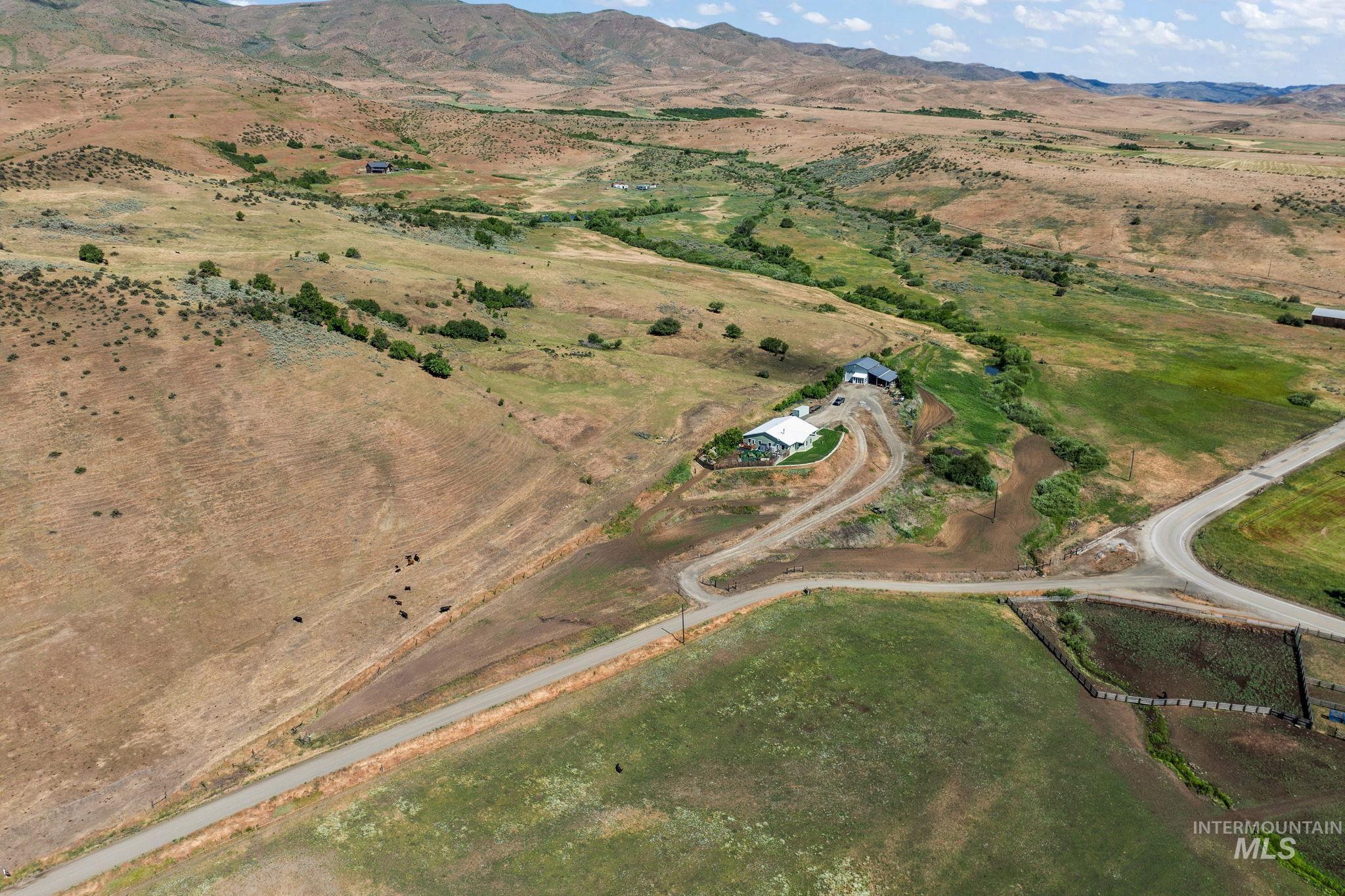 22625 Baldwin Ln, Ola, Idaho 83657, 3 Bedrooms, 2 Bathrooms, Residential For Sale, Price $975,000, 98935856