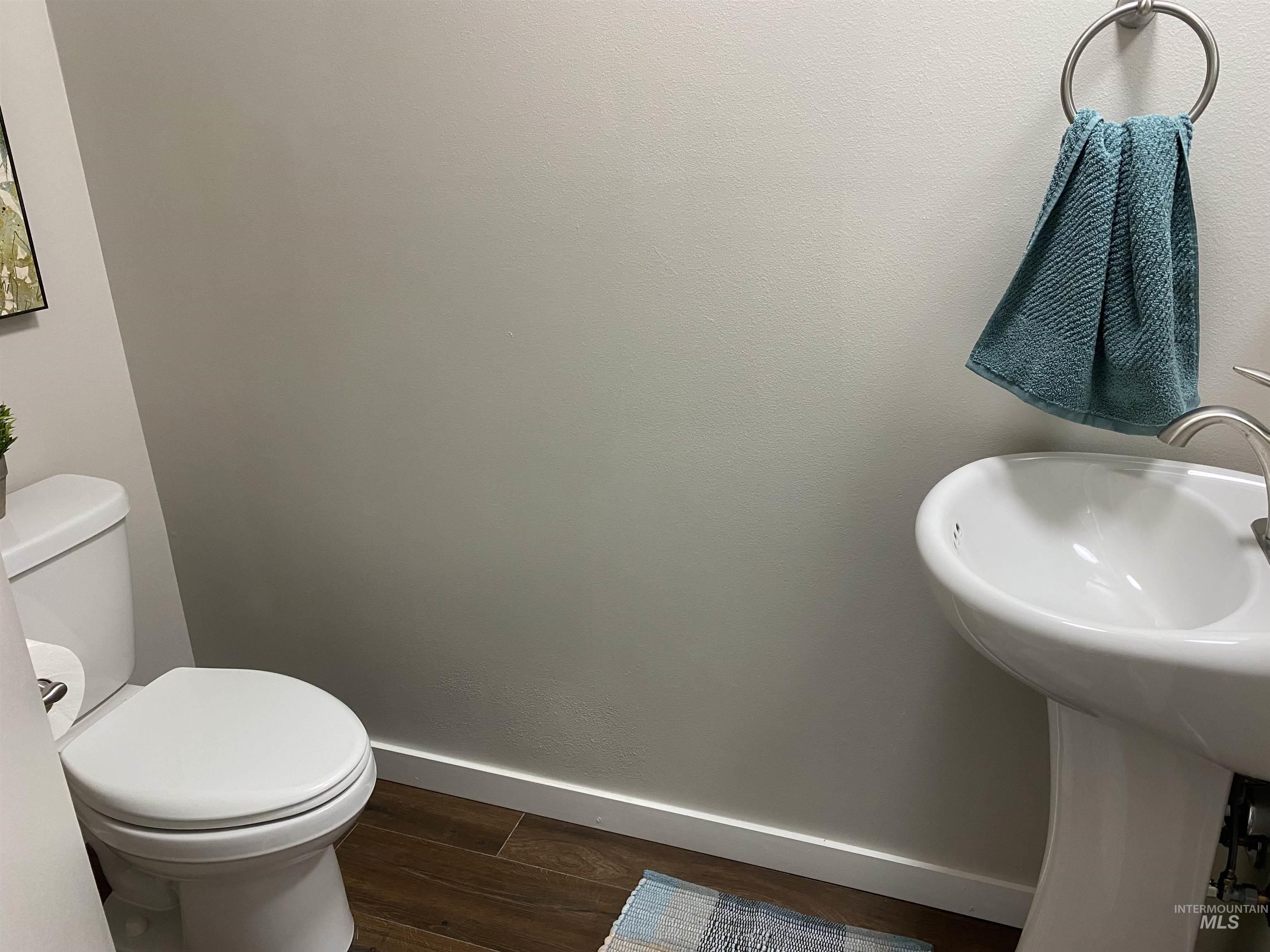 2nd floor - 1/2 bath