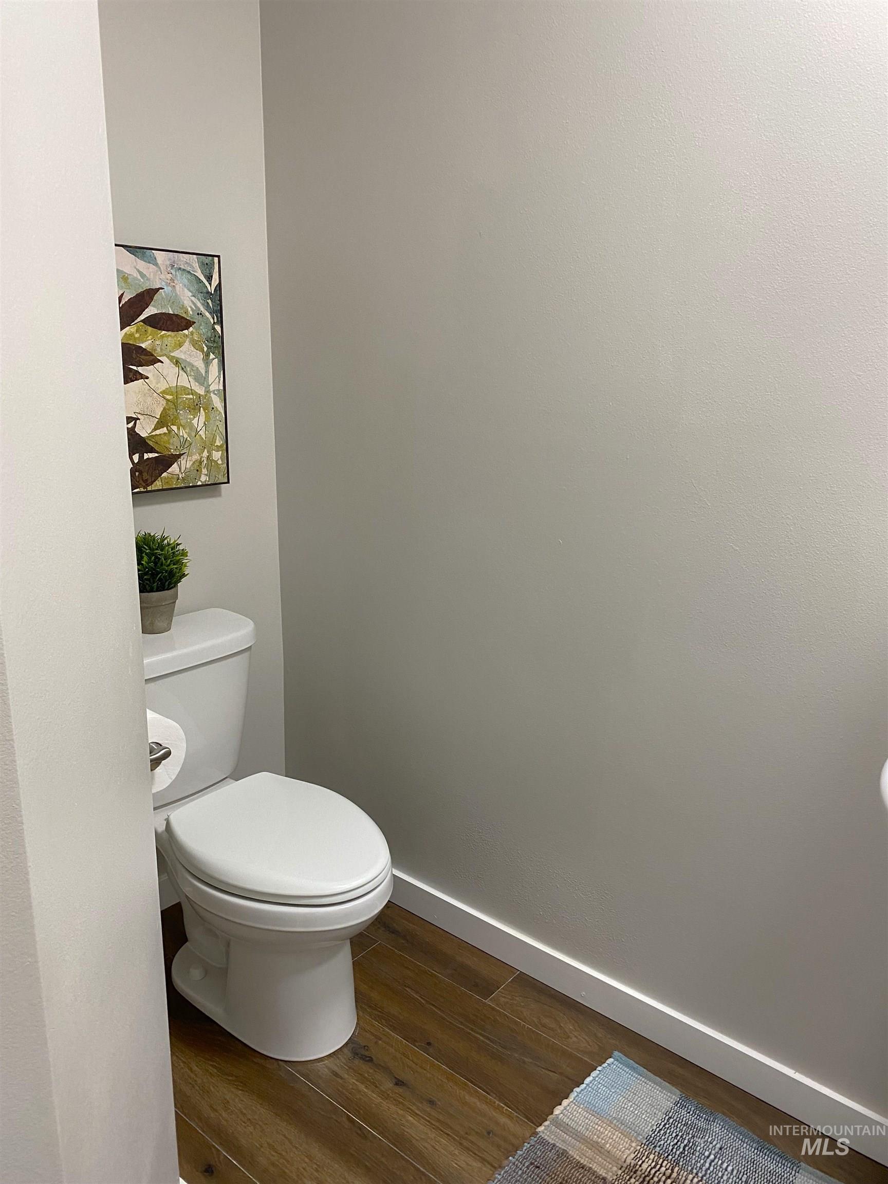 2nd floor - 1/2 bath