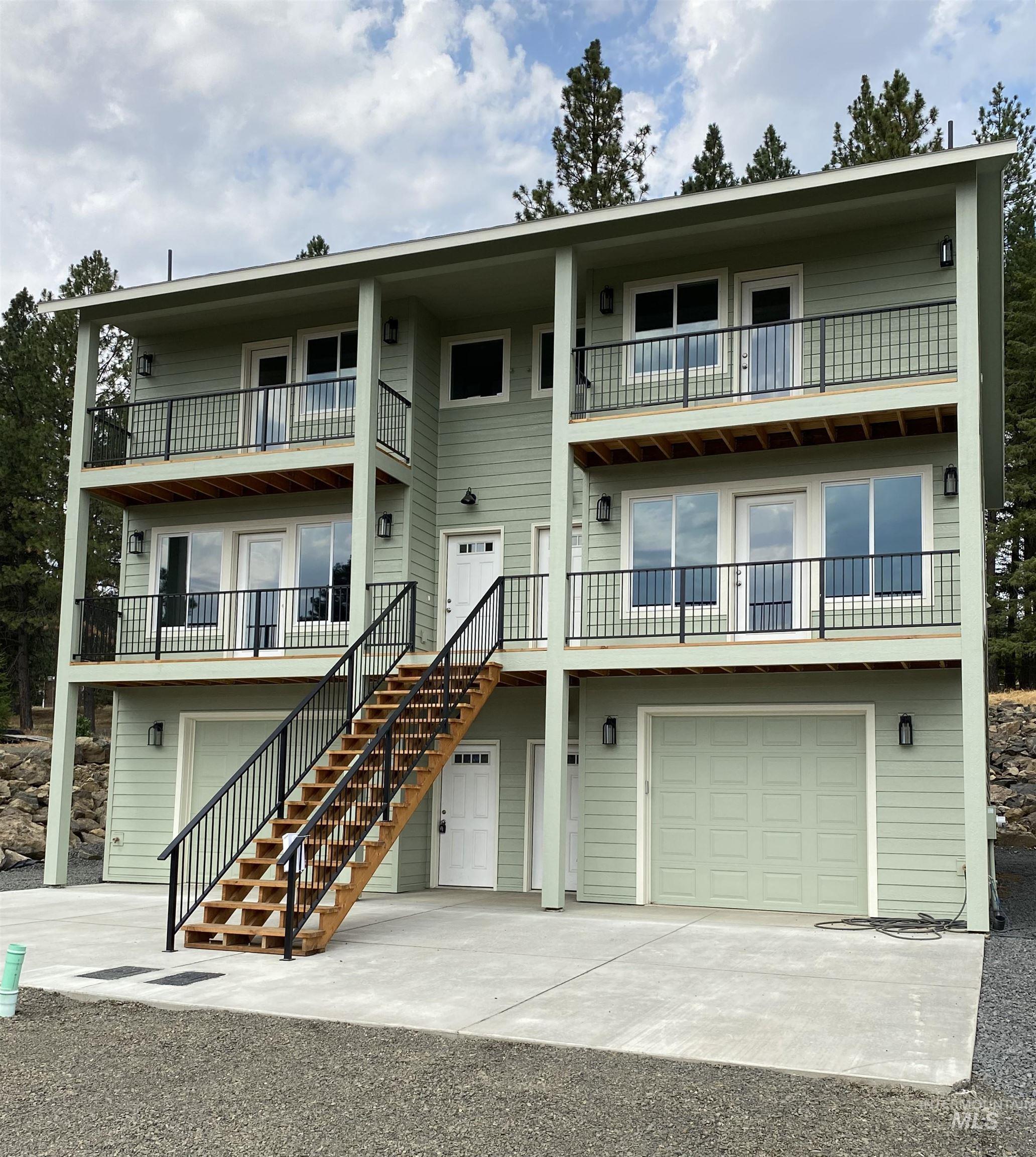 102 Highline Lane, Potlatch, Idaho 83855-0000, 4 Bedrooms, 3.5 Bathrooms, Residential For Sale, Price $343,900, 98935864