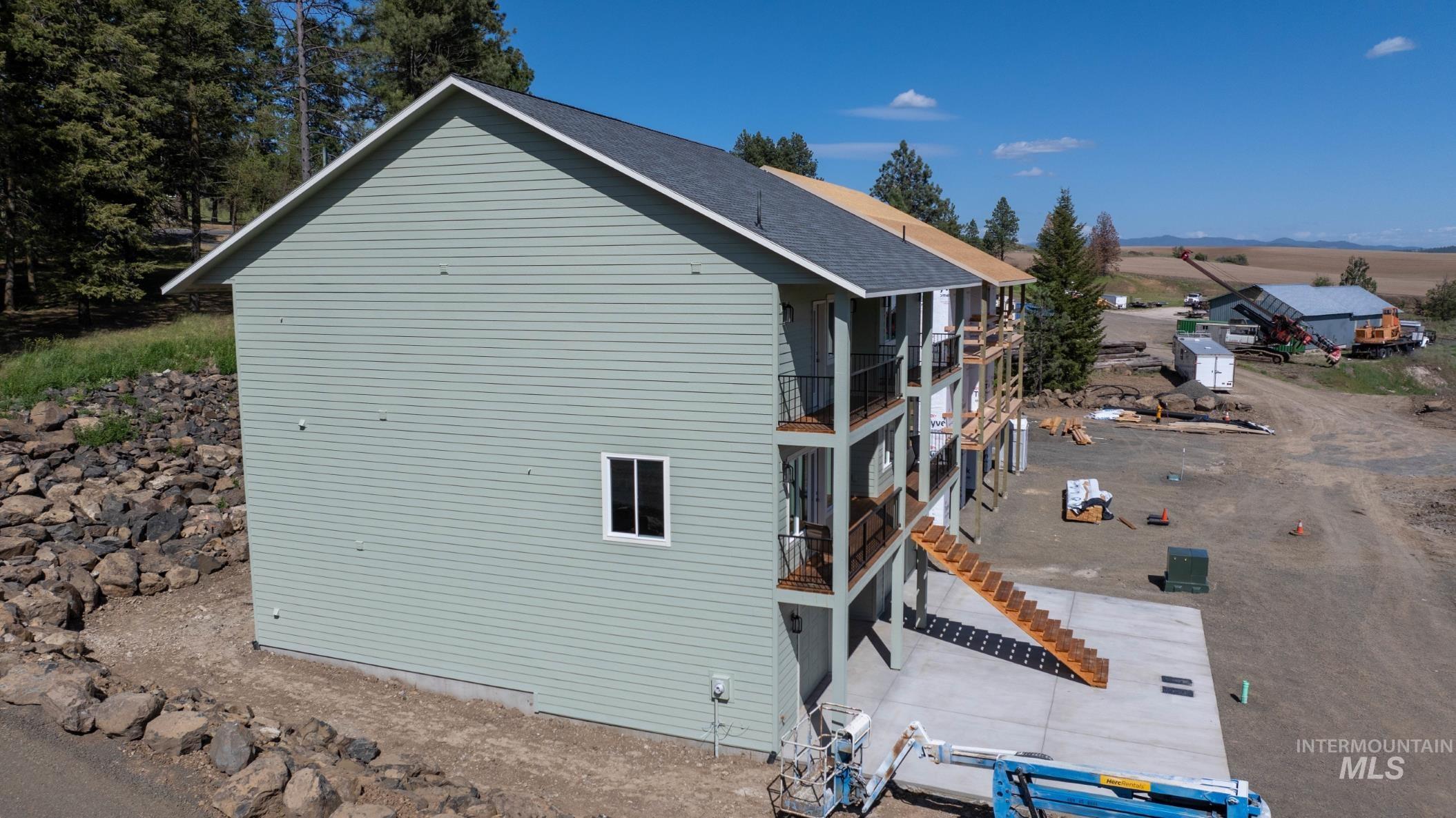 102 Highline Lane, Potlatch, Idaho 83855-0000, 4 Bedrooms, 3.5 Bathrooms, Residential For Sale, Price $343,900, 98935864