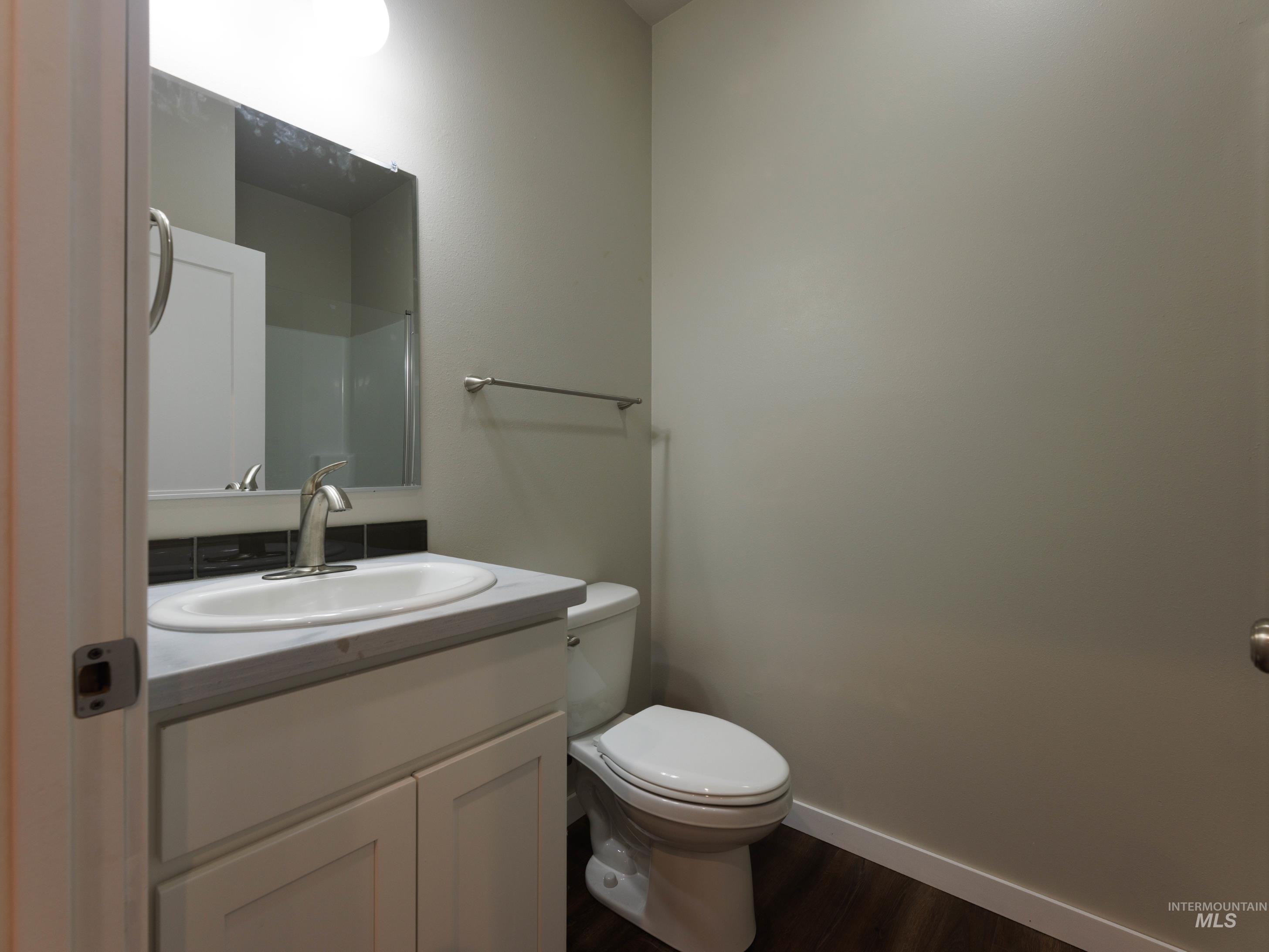 4th bedroom - private 3/4 bath