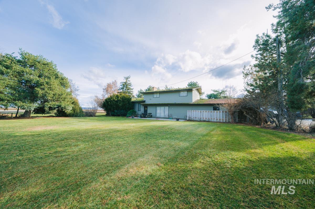 5387 hwy 201, Ontario, Oregon 97914, 3 Bedrooms, 3 Bathrooms, Farm & Ranch For Sale, Price $1,800,000, 98935922