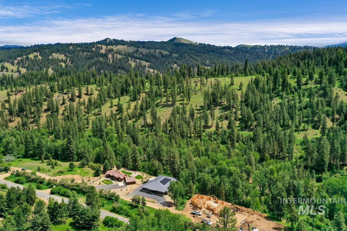 22 Creekside Ct, Garden Valley, Idaho 83622, 3 Bedrooms, 2.5 Bathrooms, Residential For Sale, Price $1,190,000, 98935964