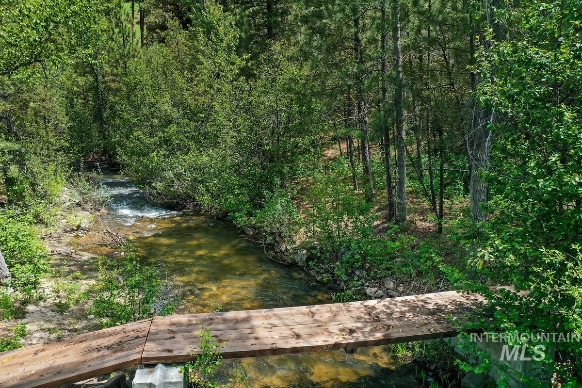 22 Creekside Ct, Garden Valley, Idaho 83622, 3 Bedrooms, 2.5 Bathrooms, Residential For Sale, Price $1,190,000, 98935964
