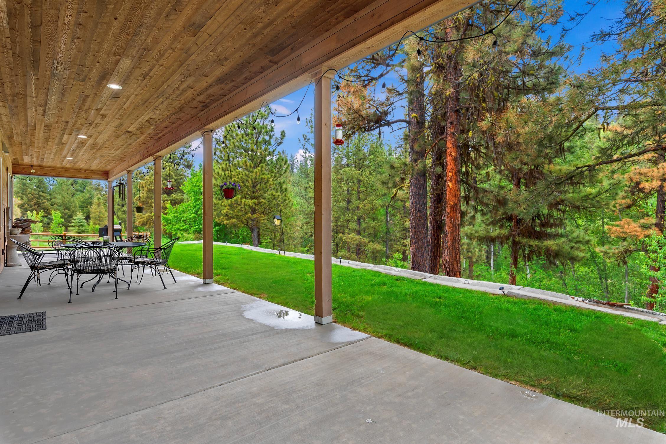 22 Creekside Ct, Garden Valley, Idaho 83622, 3 Bedrooms, 2.5 Bathrooms, Residential For Sale, Price $1,190,000, 98935964