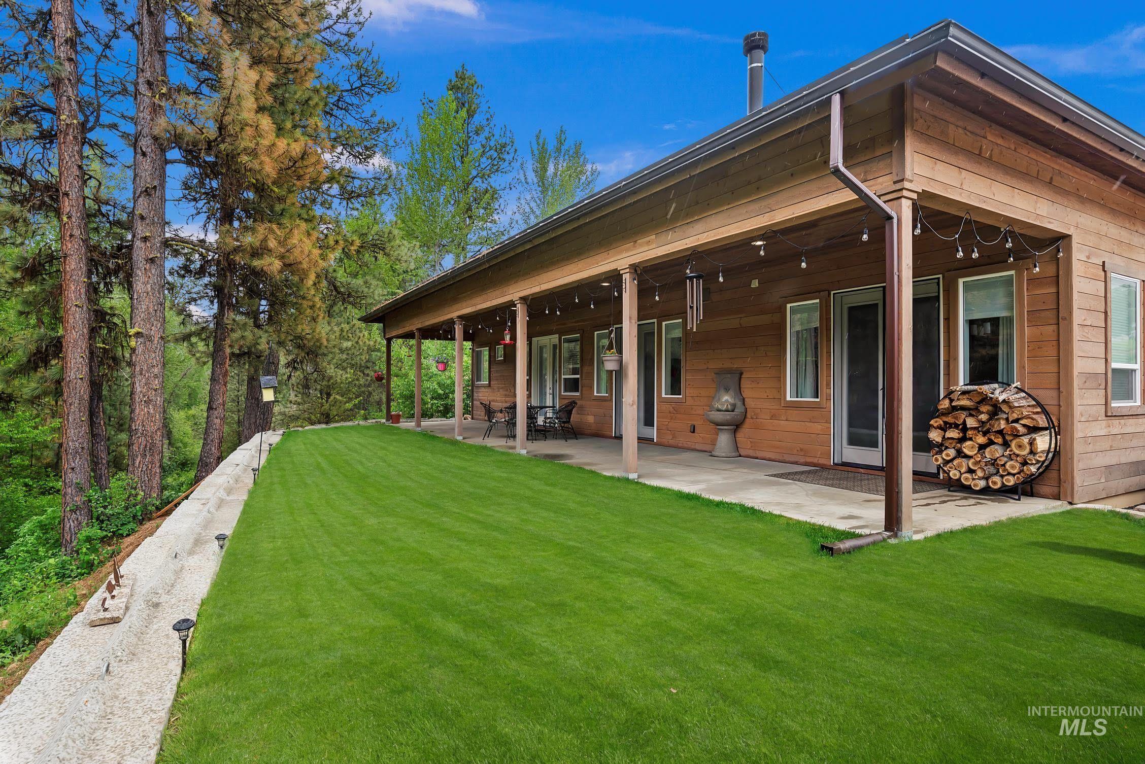22 Creekside Ct, Garden Valley, Idaho 83622, 3 Bedrooms, 2.5 Bathrooms, Residential For Sale, Price $1,190,000, 98935964