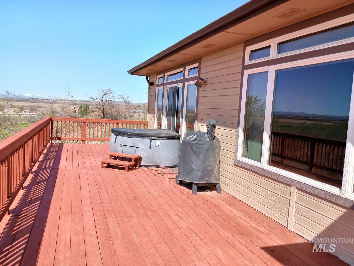 1280 SW 3rd Ave, Fruitland, Idaho 83619, 5 Bedrooms, 3.5 Bathrooms, Residential For Sale, Price $850,000, 98935999
