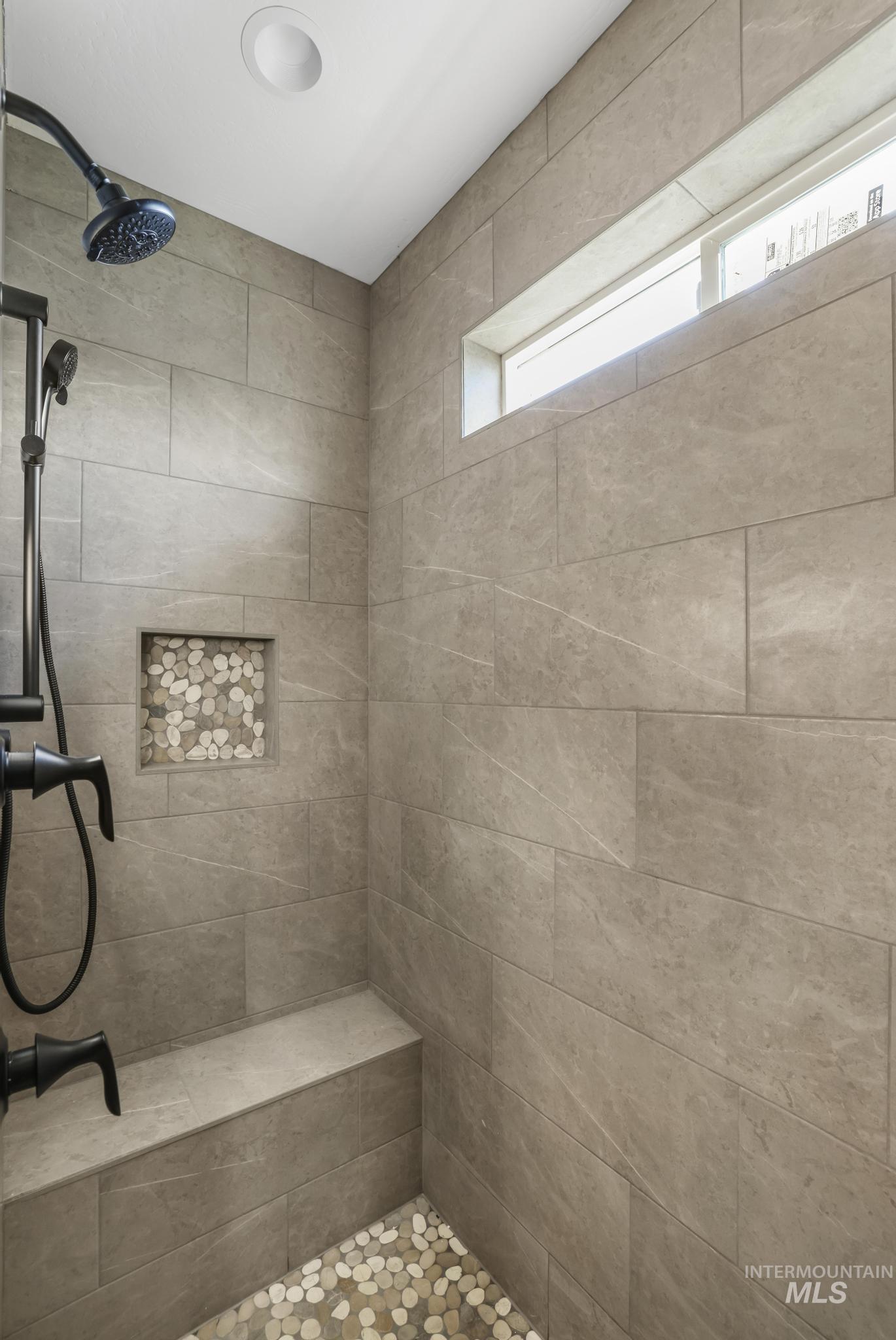 1385 Haizlee Way, Twin Falls, Idaho 83301, 3 Bedrooms, 2 Bathrooms, Residential For Sale, Price $459,900, 98936027