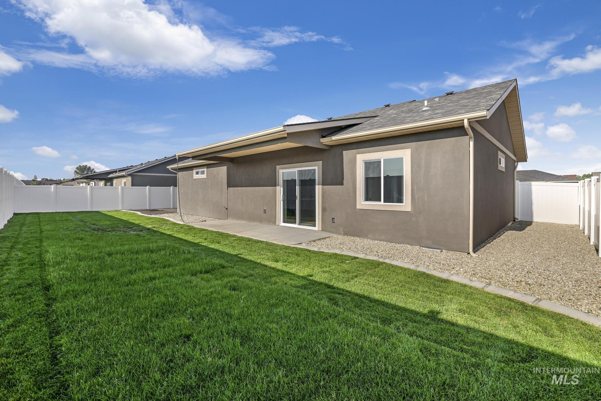 1385 Haizlee Way, Twin Falls, Idaho 83301, 3 Bedrooms, 2 Bathrooms, Residential For Sale, Price $459,900, 98936027