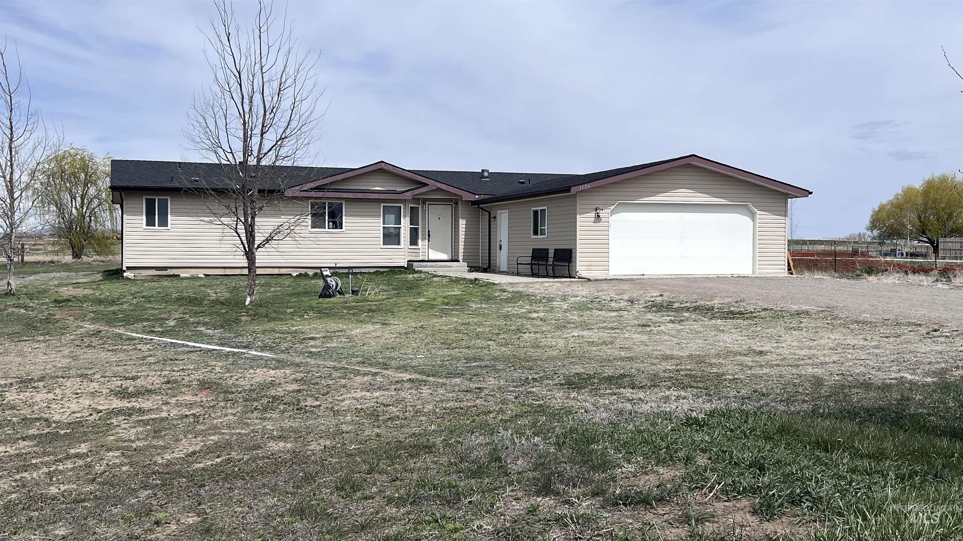 1126 E 720 N, Richfield, Idaho 83349-5422, 3 Bedrooms, 2 Bathrooms, Residential For Sale, Price $379,000, 98936078