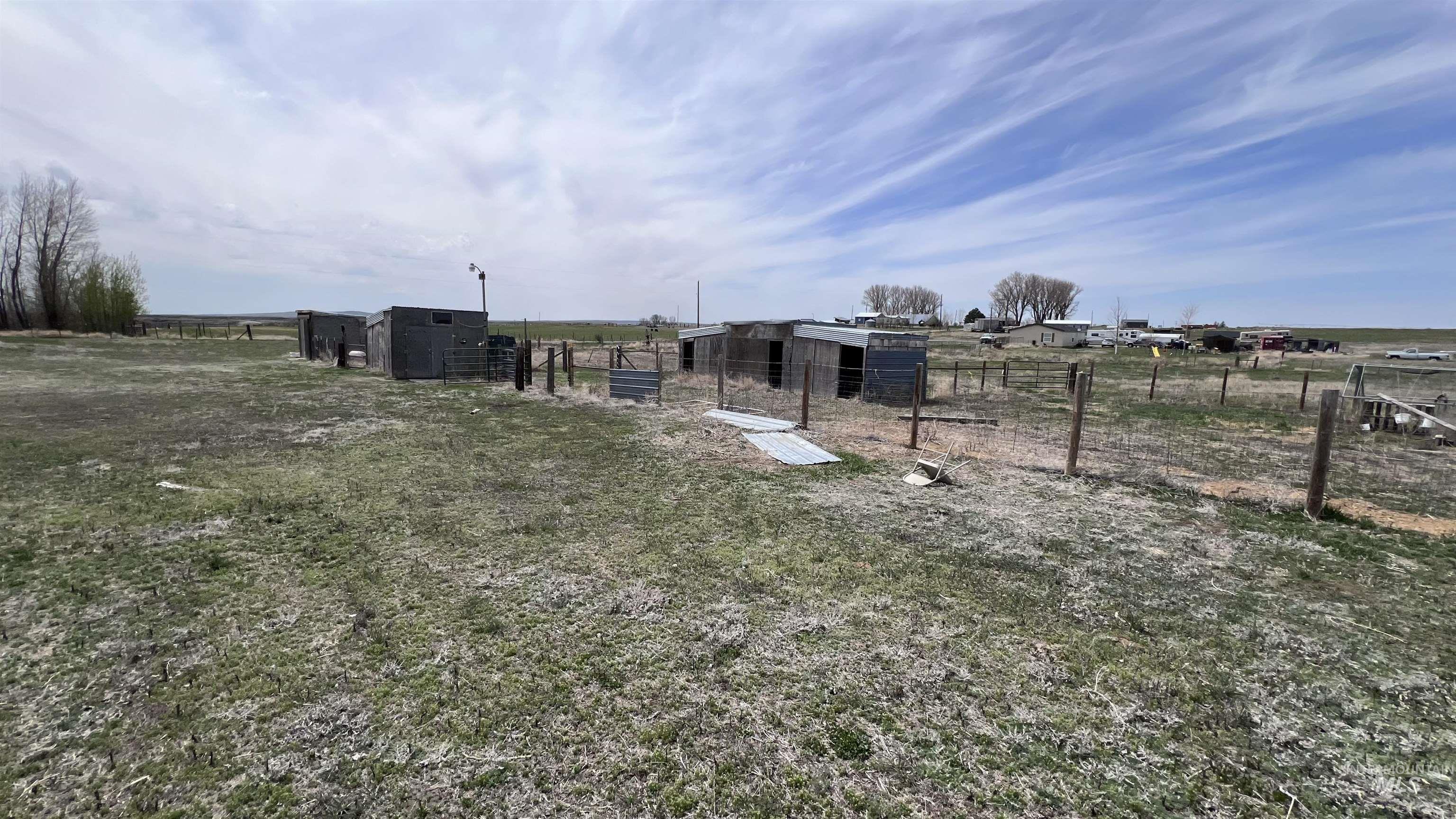 1126 E 720 N, Richfield, Idaho 83349-5422, 3 Bedrooms, 2 Bathrooms, Residential For Sale, Price $379,000, 98936078