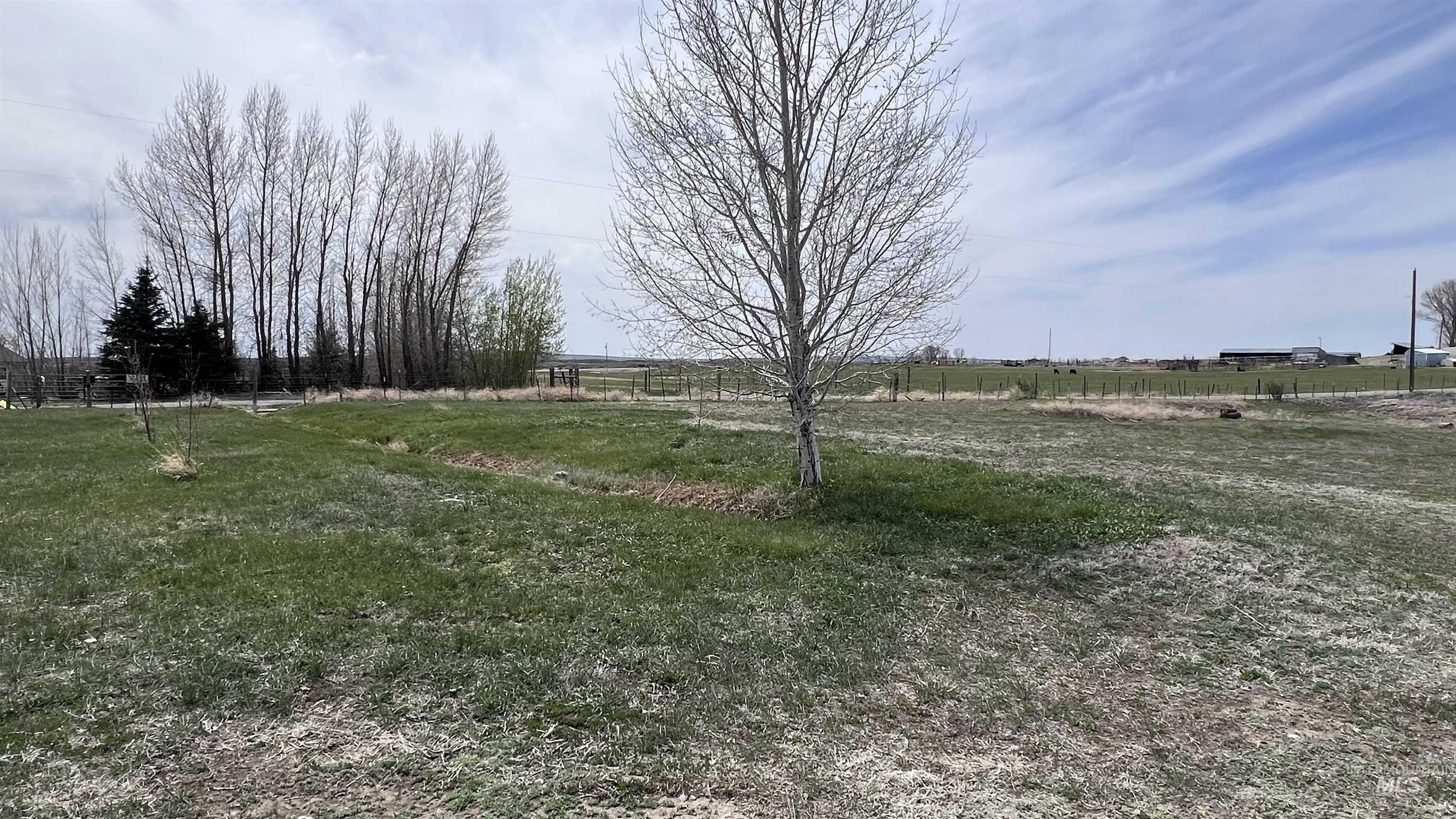 1126 E 720 N, Richfield, Idaho 83349-5422, 3 Bedrooms, 2 Bathrooms, Residential For Sale, Price $379,000, 98936078