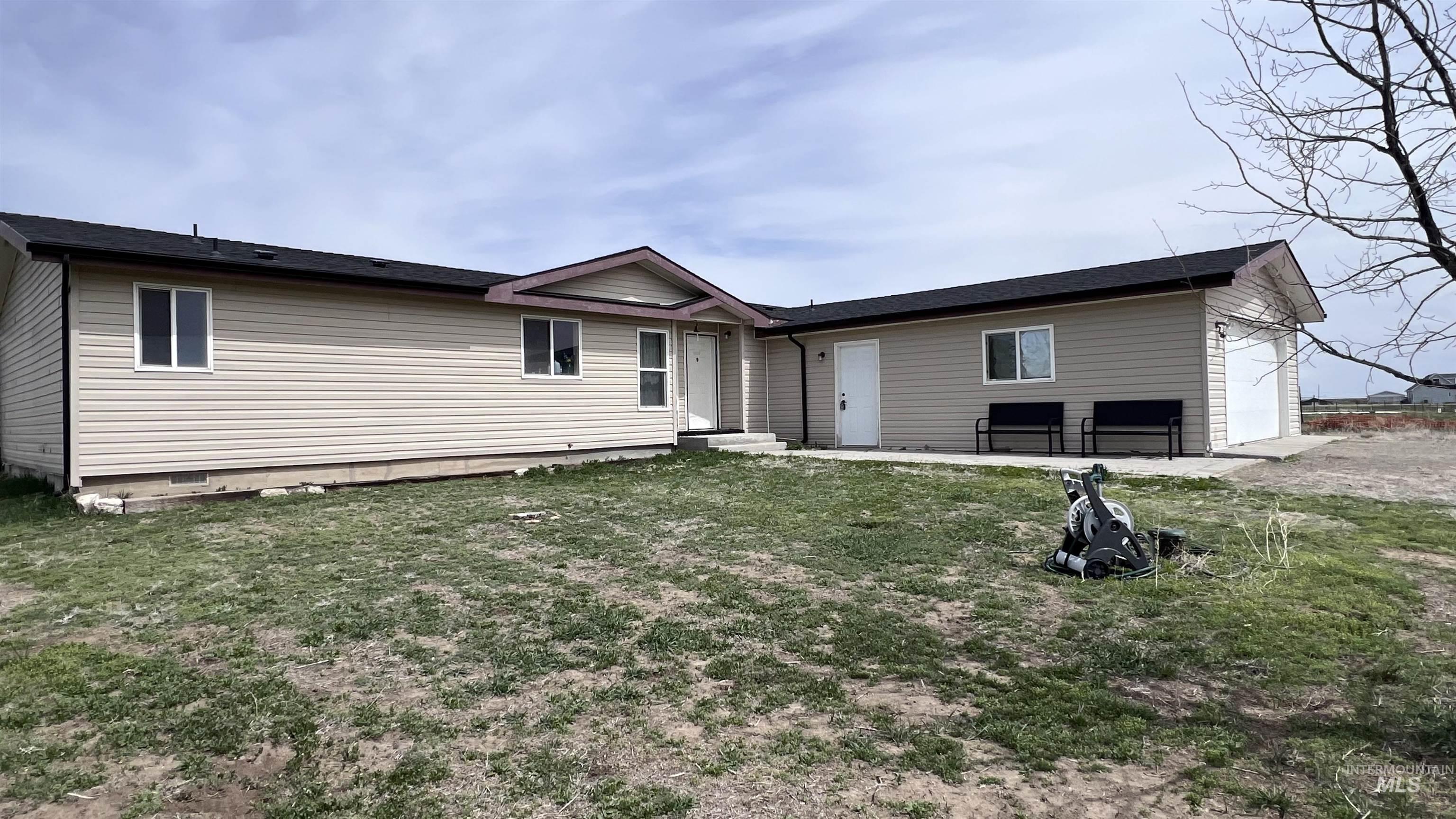 1126 E 720 N, Richfield, Idaho 83349-5422, 3 Bedrooms, 2 Bathrooms, Residential For Sale, Price $379,000, 98936078