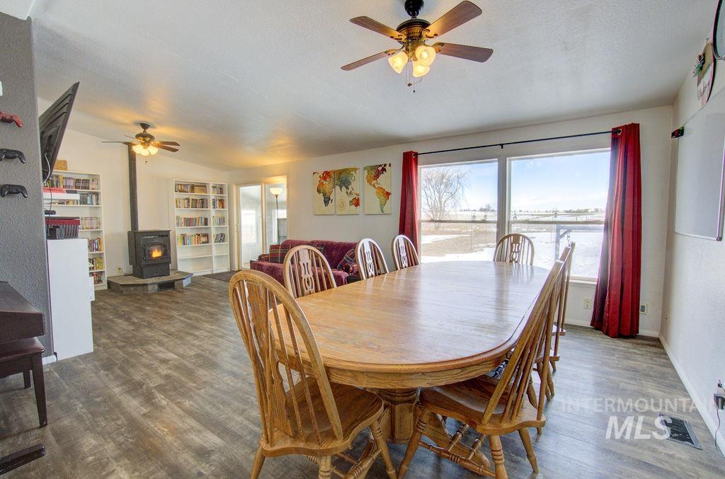 1126 E 720 N, Richfield, Idaho 83349-5422, 3 Bedrooms, 2 Bathrooms, Residential For Sale, Price $379,000, 98936078
