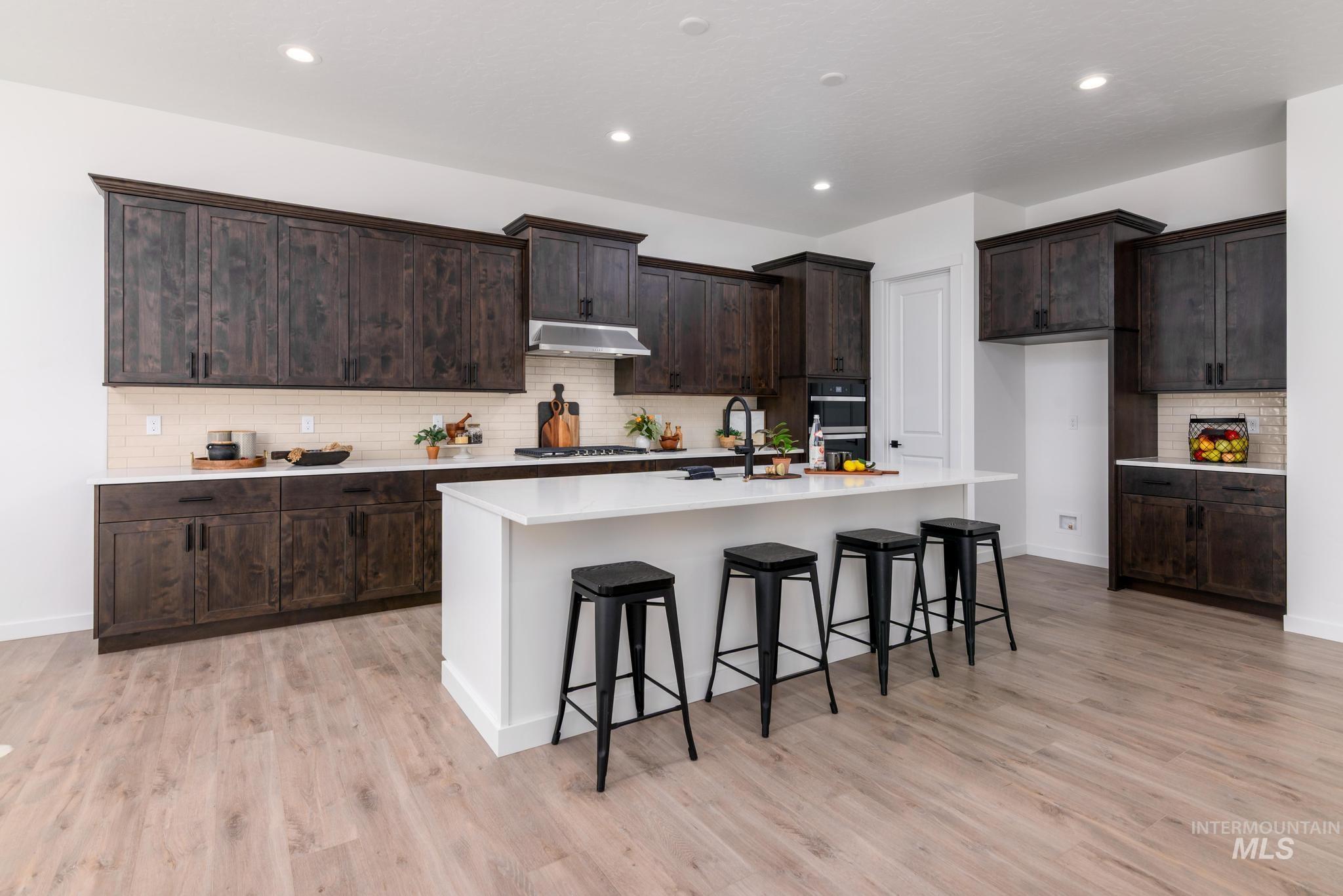 6139 W Burnt Sage Dr, Meridian, Idaho 83646, 3 Bedrooms, 2.5 Bathrooms, Residential For Sale, Price $669,000, 98936185