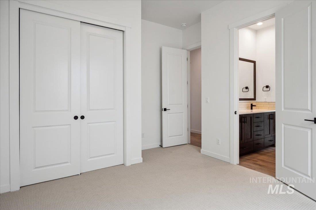 6139 W Burnt Sage Dr, Meridian, Idaho 83646, 3 Bedrooms, 2.5 Bathrooms, Residential For Sale, Price $669,000, 98936185