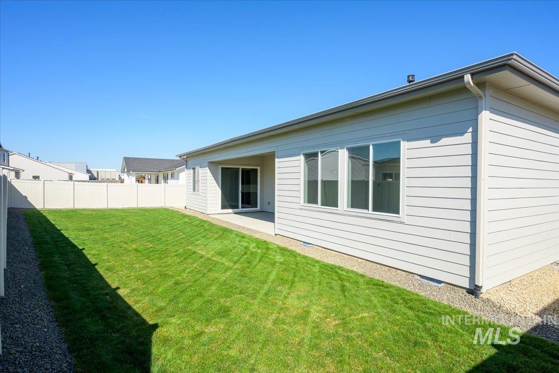 6139 W Burnt Sage Dr, Meridian, Idaho 83646, 3 Bedrooms, 2.5 Bathrooms, Residential For Sale, Price $669,000, 98936185