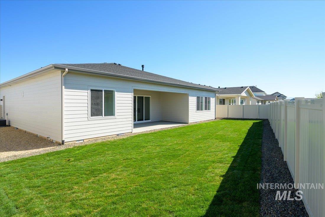 6139 W Burnt Sage Dr, Meridian, Idaho 83646, 3 Bedrooms, 2.5 Bathrooms, Residential For Sale, Price $669,000, 98936185