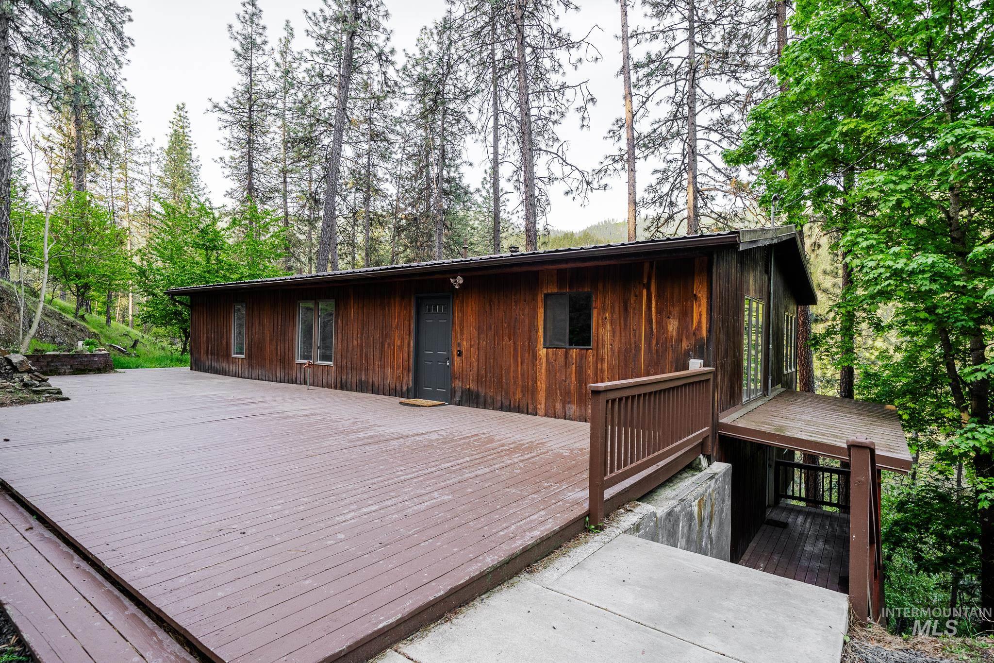 905 Dewey Avenue, Orofino, Idaho 83544, 3 Bedrooms, 2 Bathrooms, Residential For Sale, Price $375,000, 98936236