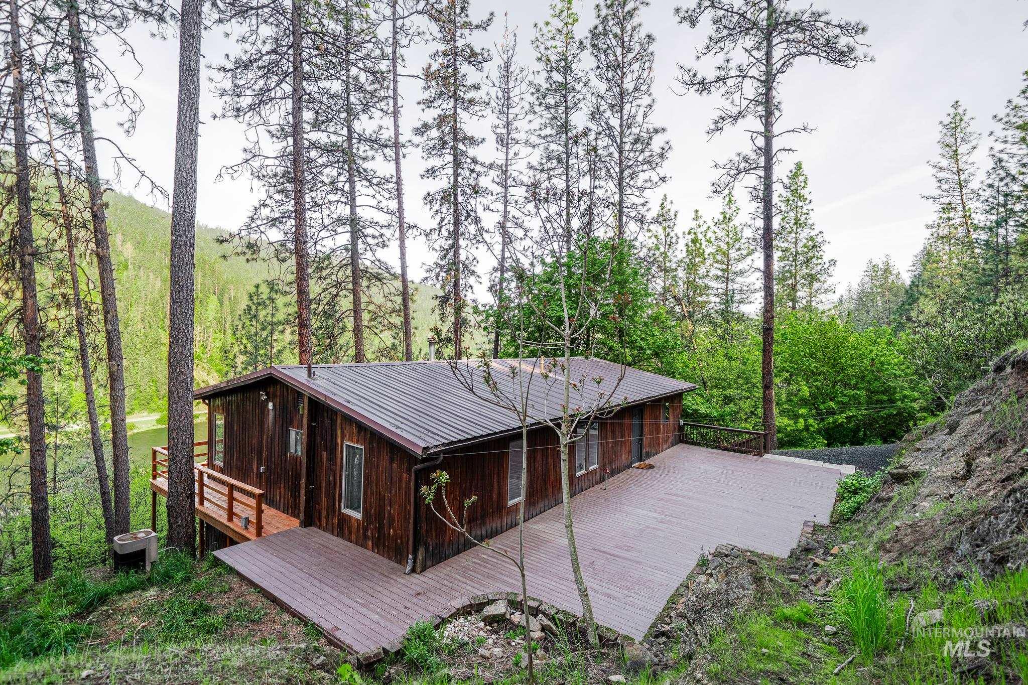 905 Dewey Avenue, Orofino, Idaho 83544, 3 Bedrooms, 2 Bathrooms, Residential For Sale, Price $375,000, 98936236
