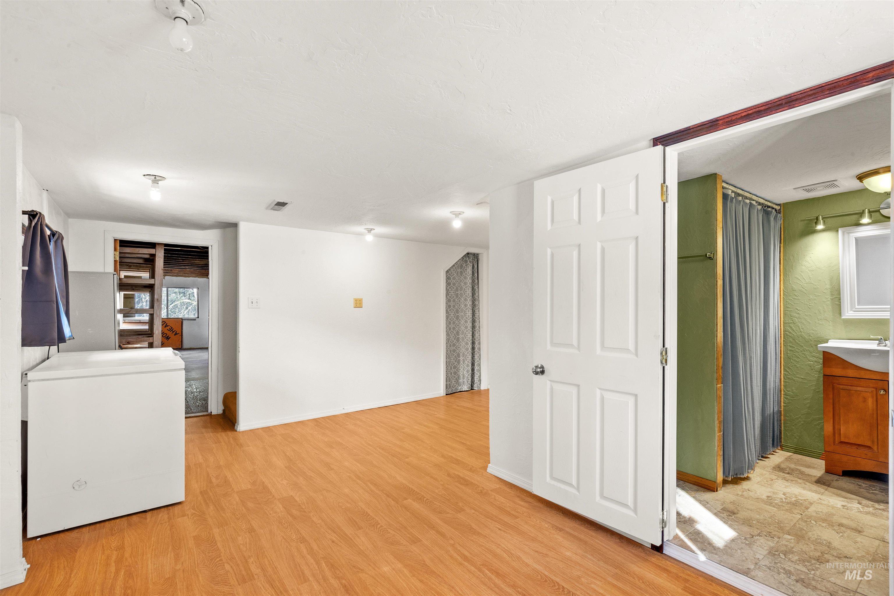 905 Dewey Avenue, Orofino, Idaho 83544, 3 Bedrooms, 2 Bathrooms, Residential For Sale, Price $375,000, 98936236