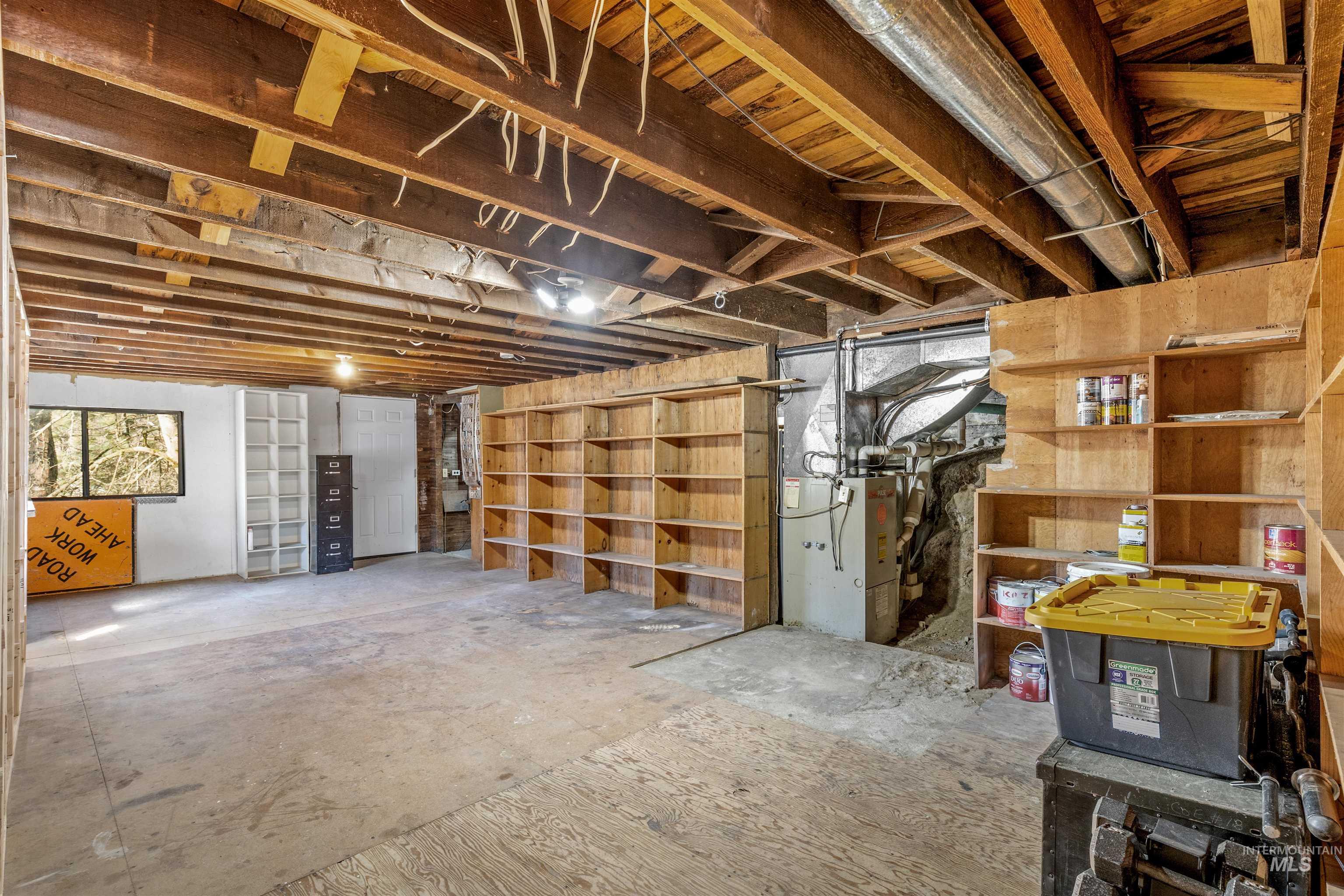 905 Dewey Avenue, Orofino, Idaho 83544, 3 Bedrooms, 2 Bathrooms, Residential For Sale, Price $375,000, 98936236
