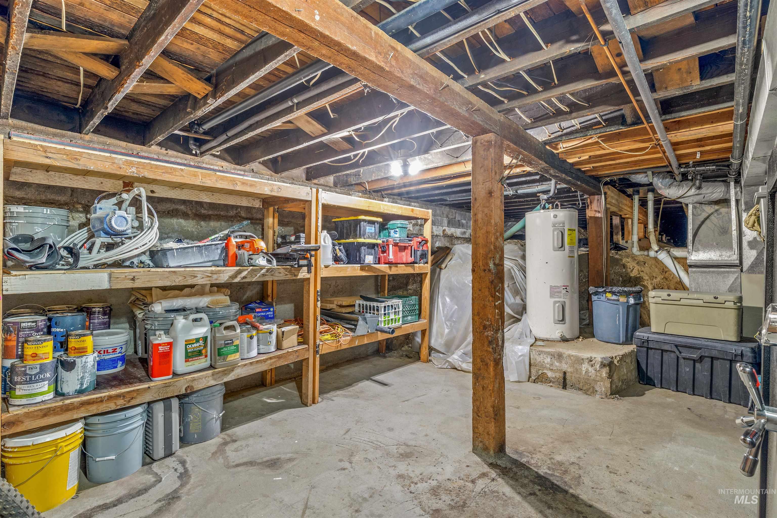 905 Dewey Avenue, Orofino, Idaho 83544, 3 Bedrooms, 2 Bathrooms, Residential For Sale, Price $375,000, 98936236