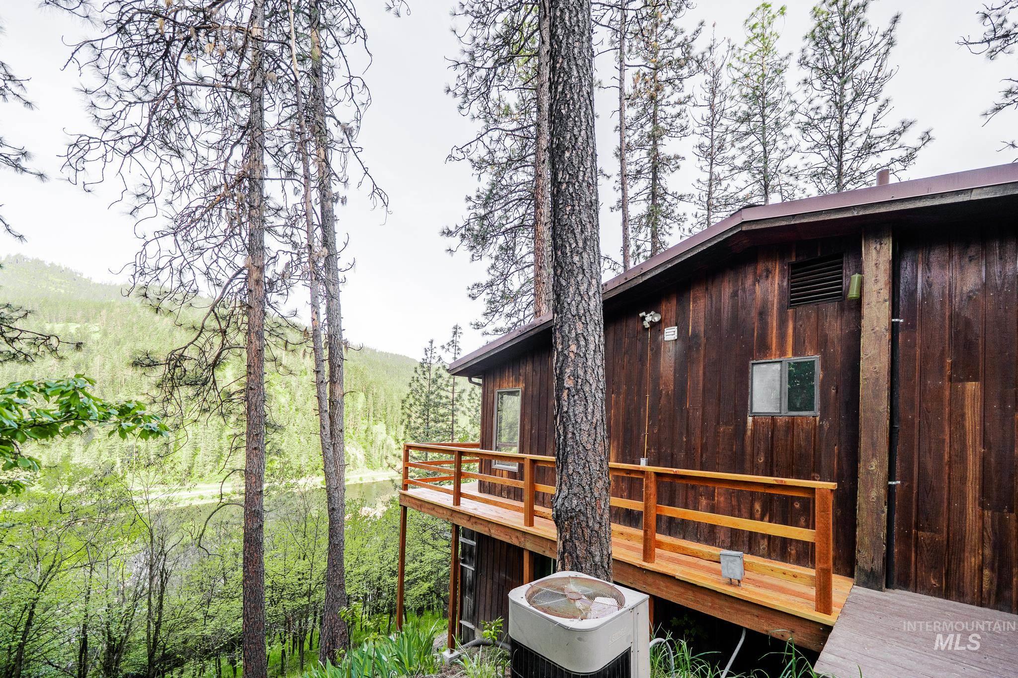 905 Dewey Avenue, Orofino, Idaho 83544, 3 Bedrooms, 2 Bathrooms, Residential For Sale, Price $375,000, 98936236