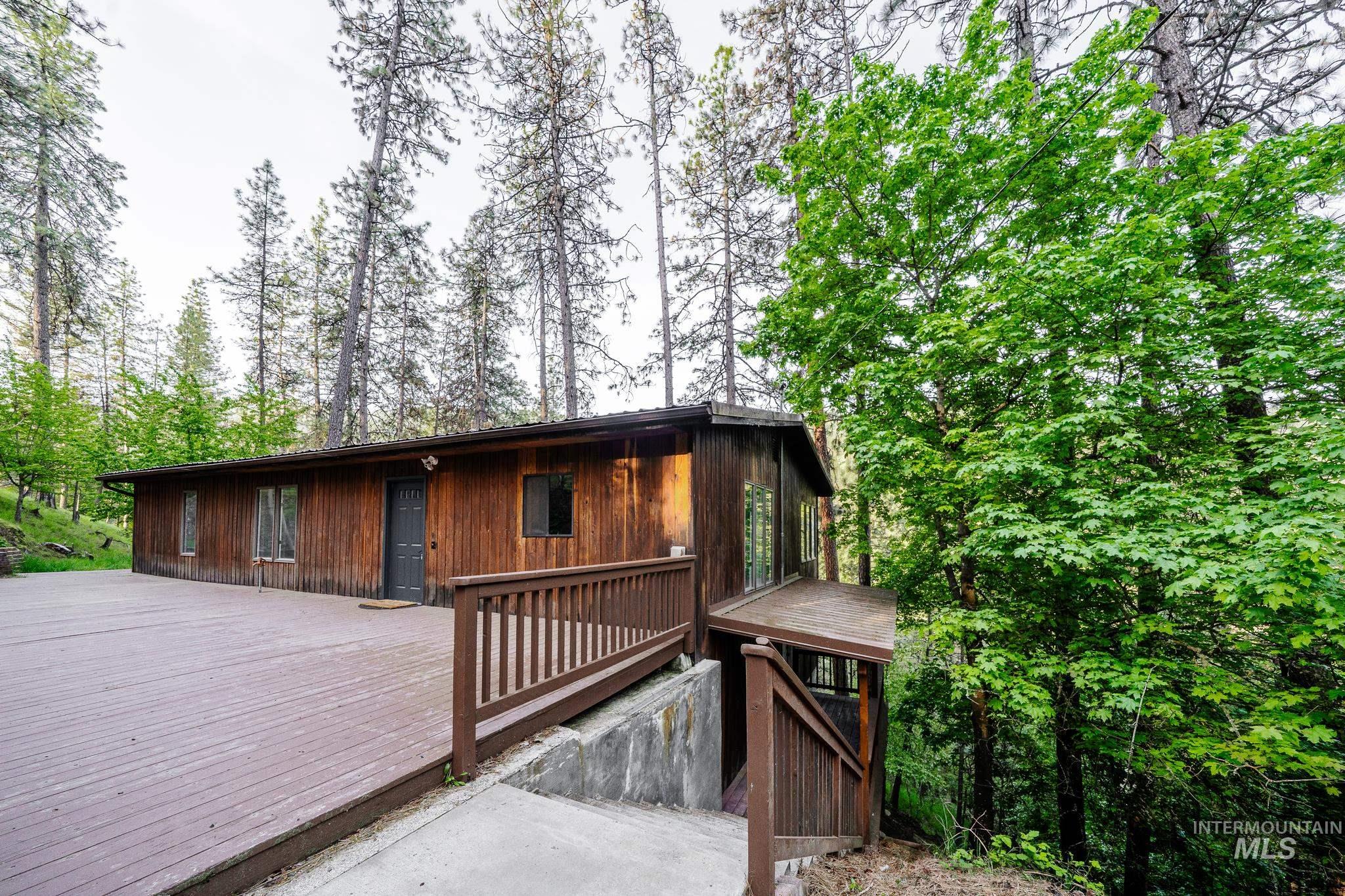 905 Dewey Avenue, Orofino, Idaho 83544, 3 Bedrooms, 2 Bathrooms, Residential For Sale, Price $375,000, 98936236