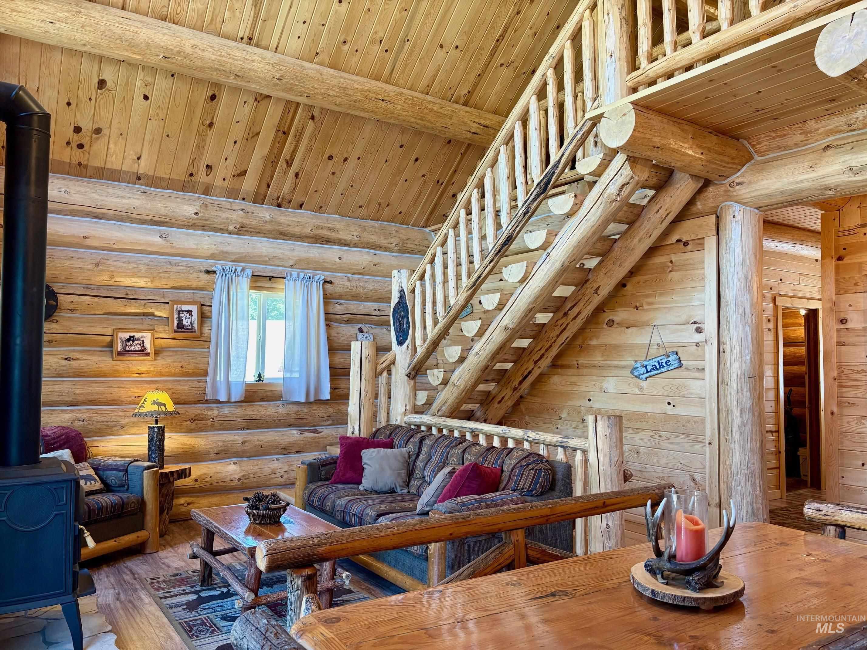 1413 Stone Ln, McCall, Idaho 83611, 2 Bedrooms, 2 Bathrooms, Residential For Sale, Price $799,900, 98936240