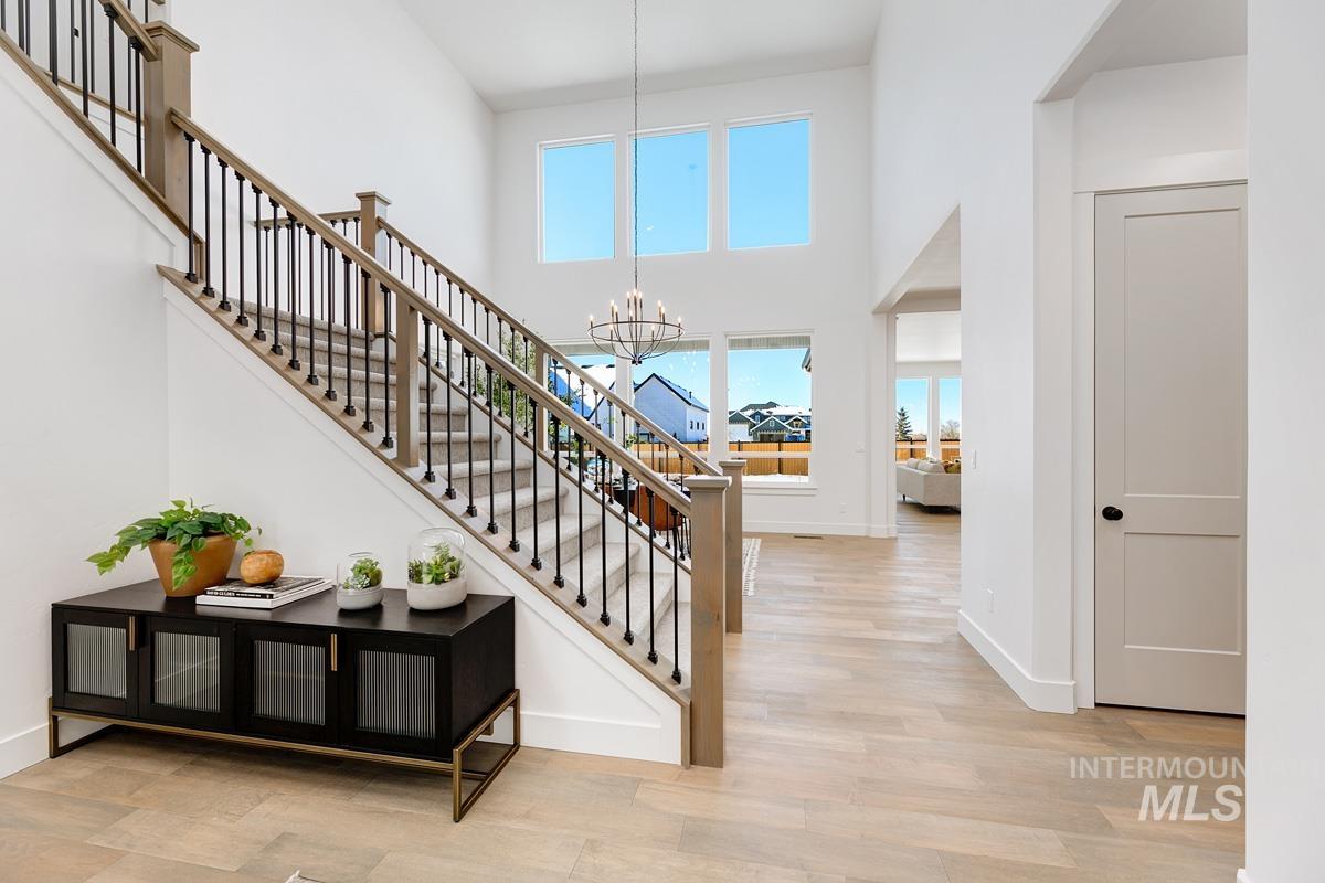 21913 Paint Ave, Star, Idaho 83669, 4 Bedrooms, 4.5 Bathrooms, Residential For Sale, Price $1,014,900, 98936241